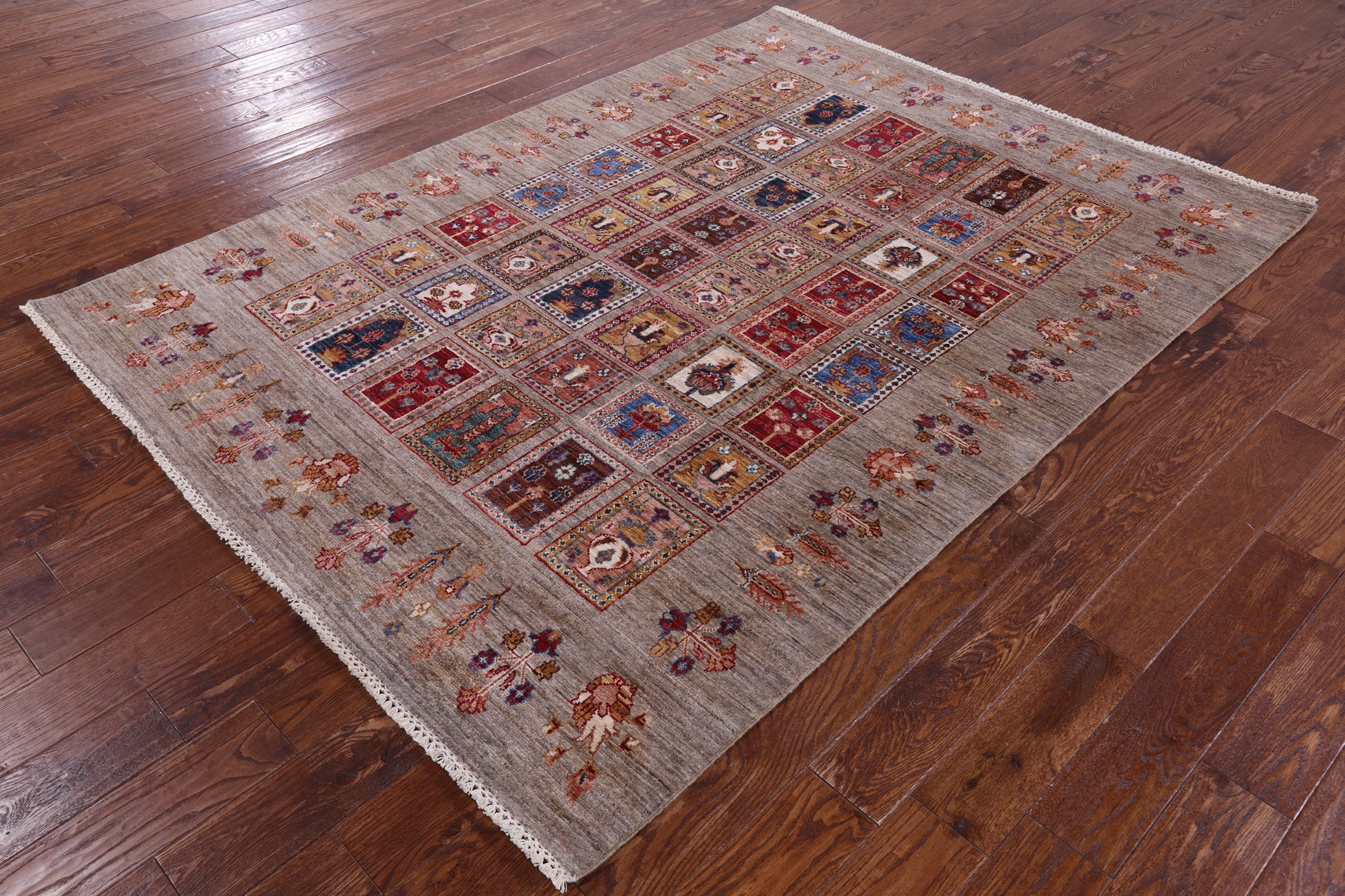 Garden Design Persian Hand Knotted Wool Rug - 5' 8" X 7' 9" - Golden Nile