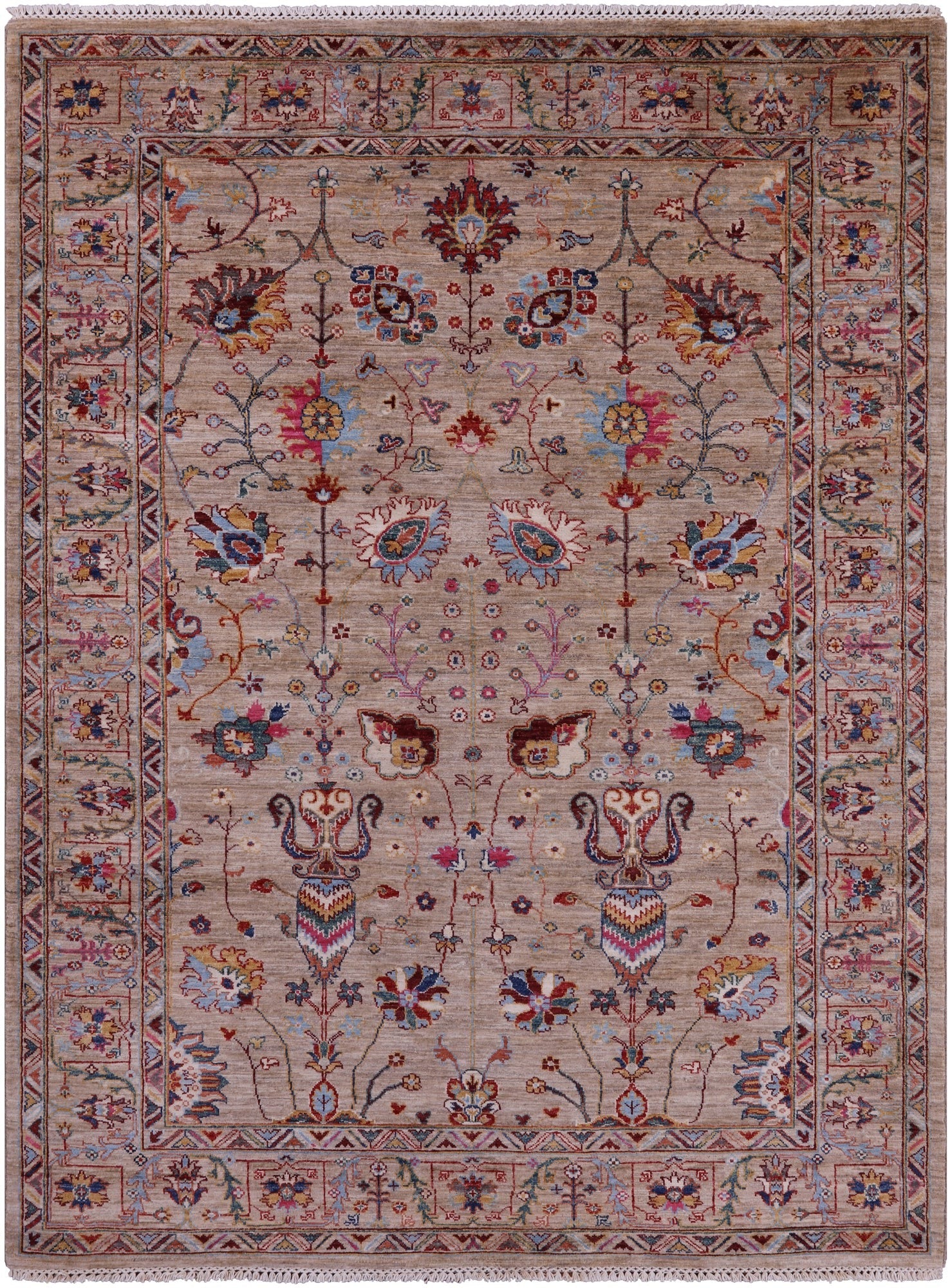 Peshawar Hand Knotted Wool Rug - 5' 10" X 7' 7" - Golden Nile