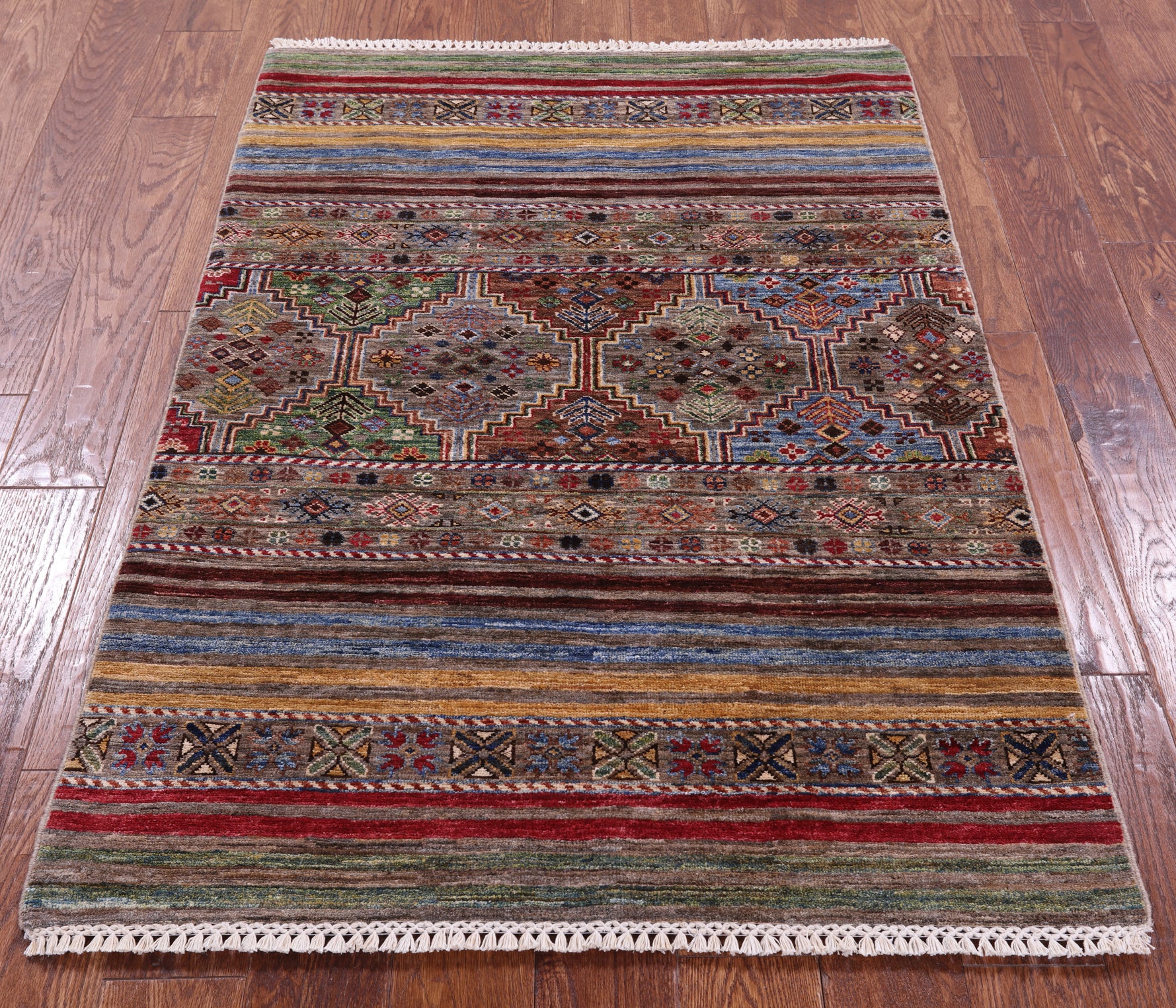 Khorjin Persian Gabbeh Handmade Wool Rug - 3' 4" X 4' 10" - Golden Nile