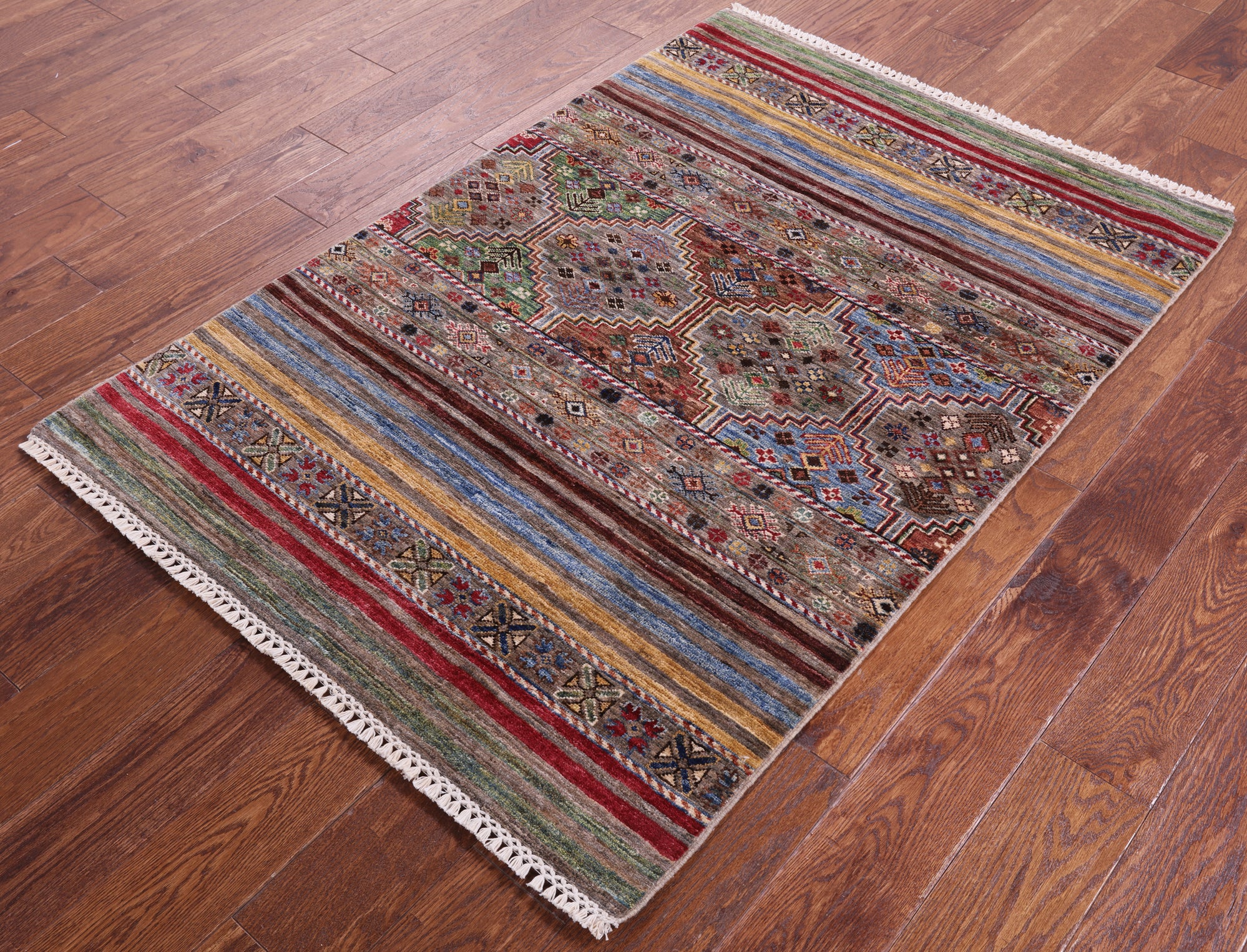 Khorjin Persian Gabbeh Handmade Wool Rug - 3' 4" X 4' 10" - Golden Nile