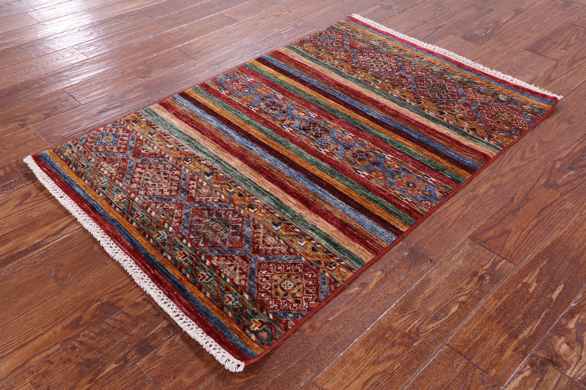 Khorjin Persian Gabbeh Hand Knotted Wool Rug - 2' 11" X 4' 4" - Golden Nile