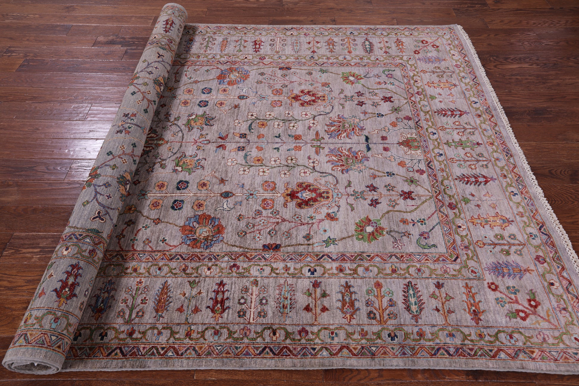 Persian Tabriz Hand Knotted Wool Rug - 6' 8" X 10' 2" - Golden Nile