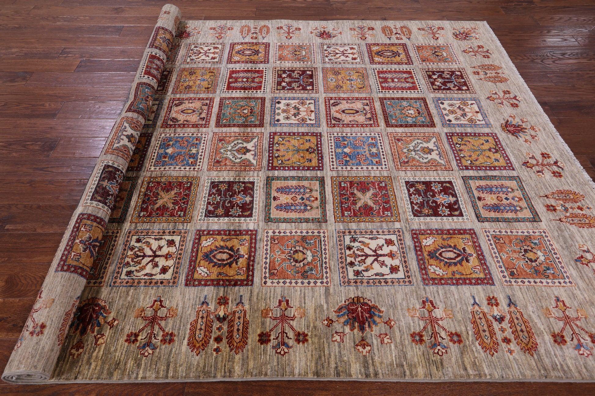 Garden Design Persian Hand Knotted Wool Rug - 6' 10" X 9' 5" - Golden Nile