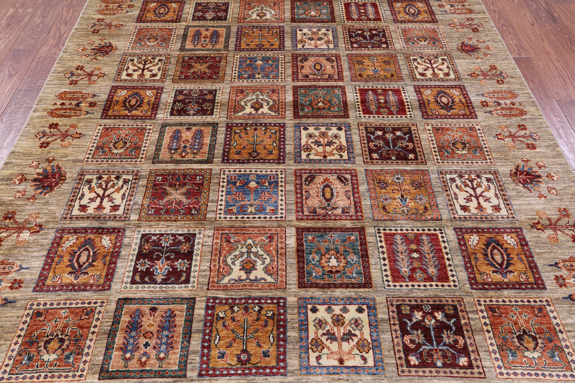 Garden Design Persian Hand Knotted Wool Rug - 6' 10" X 9' 5" - Golden Nile