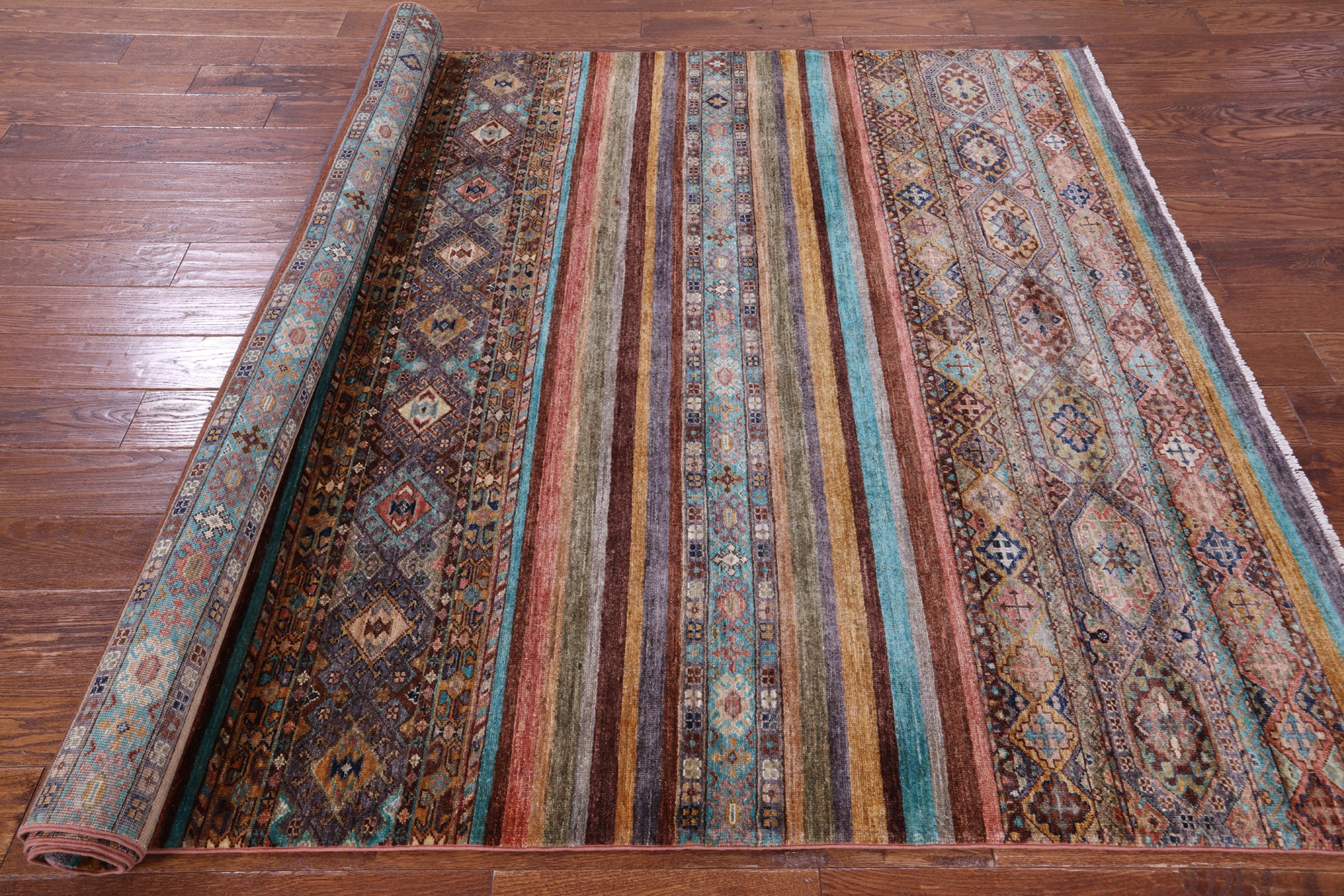 Khorjin Persian Gabbeh Hand Knotted Wool Rug - 6' 0" X 8' 11" - Golden Nile