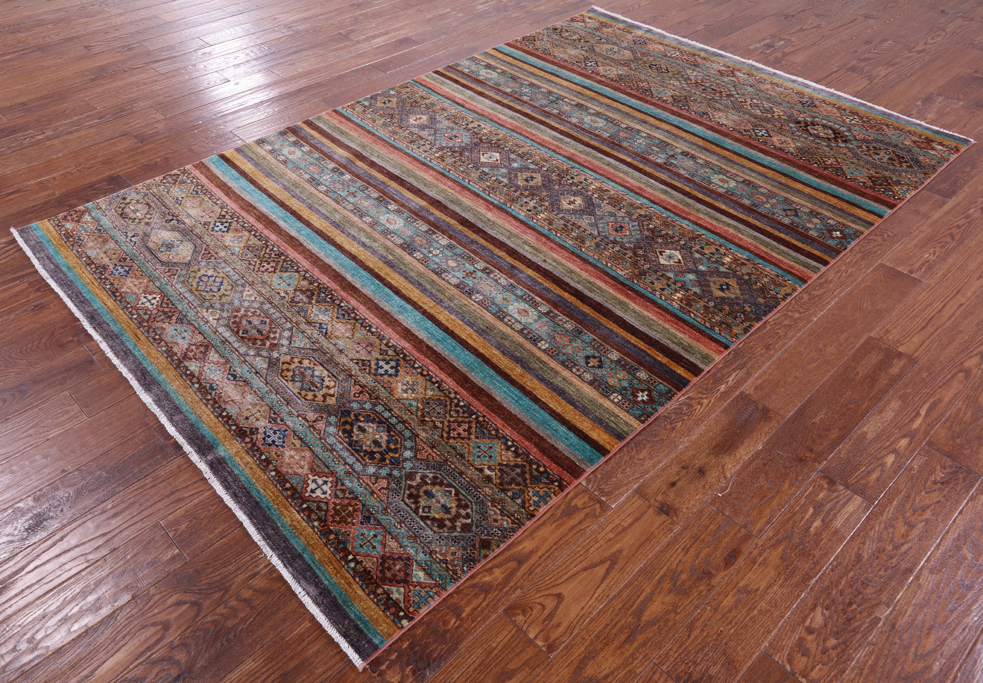 Khorjin Persian Gabbeh Hand Knotted Wool Rug - 6' 0" X 8' 11" - Golden Nile