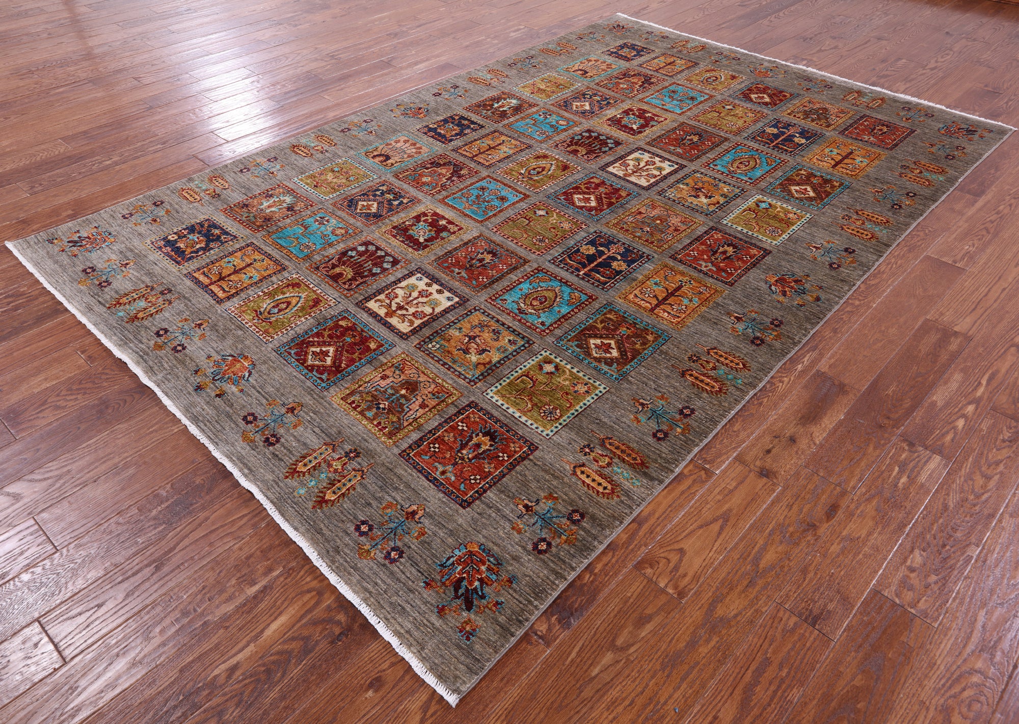 Garden Design Persian Hand Knotted Wool Rug - 6' 9" X 10' 3" - Golden Nile