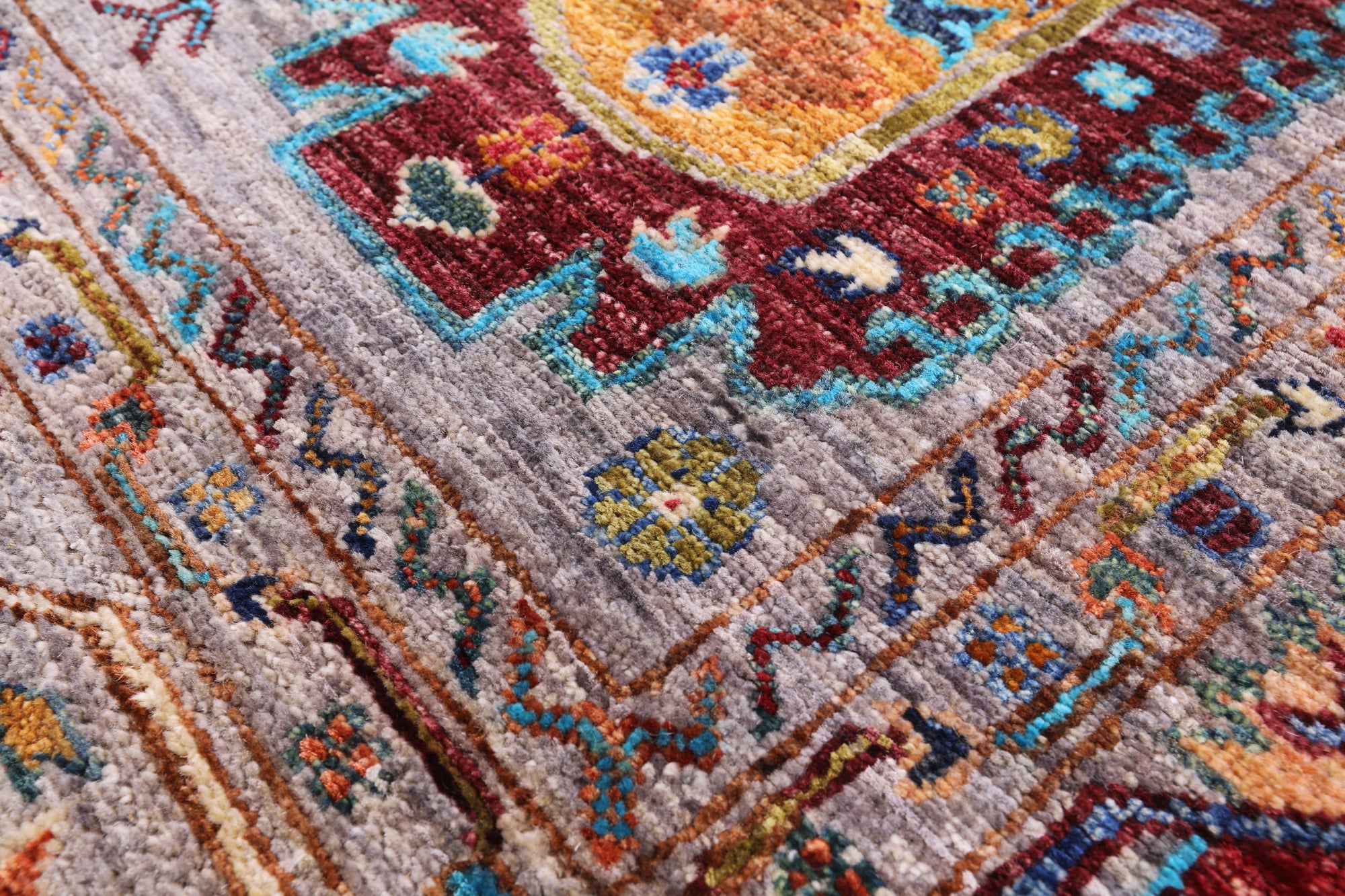 Turkmen Ersari Hand Knotted Wool Rug - 6' 11" X 9' 8" - Golden Nile