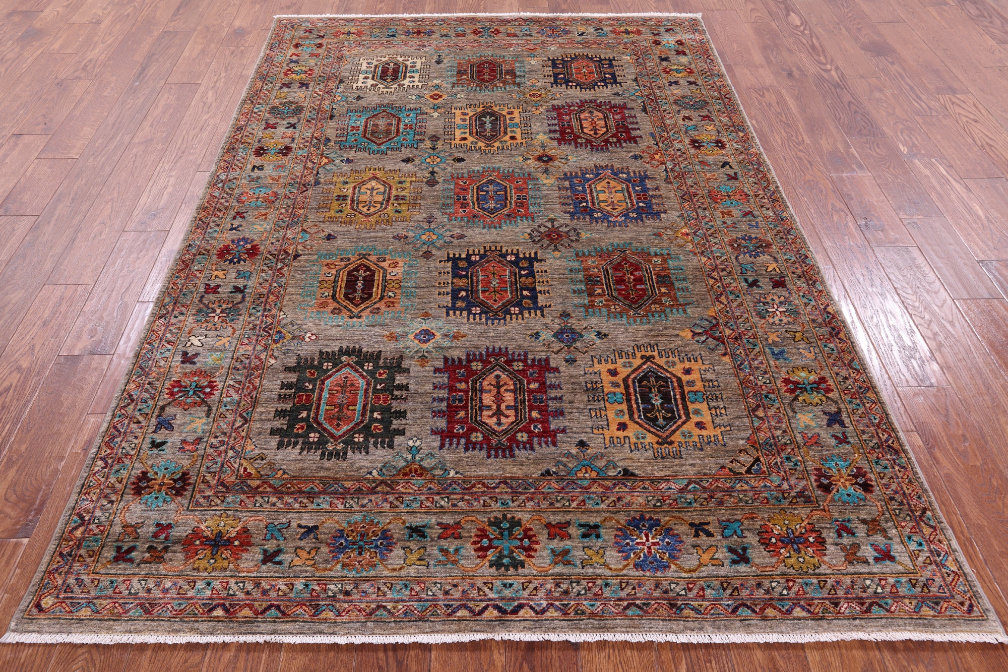 Turkmen Ersari Hand Knotted Wool Rug - 5' 7" X 8' 1" - Golden Nile