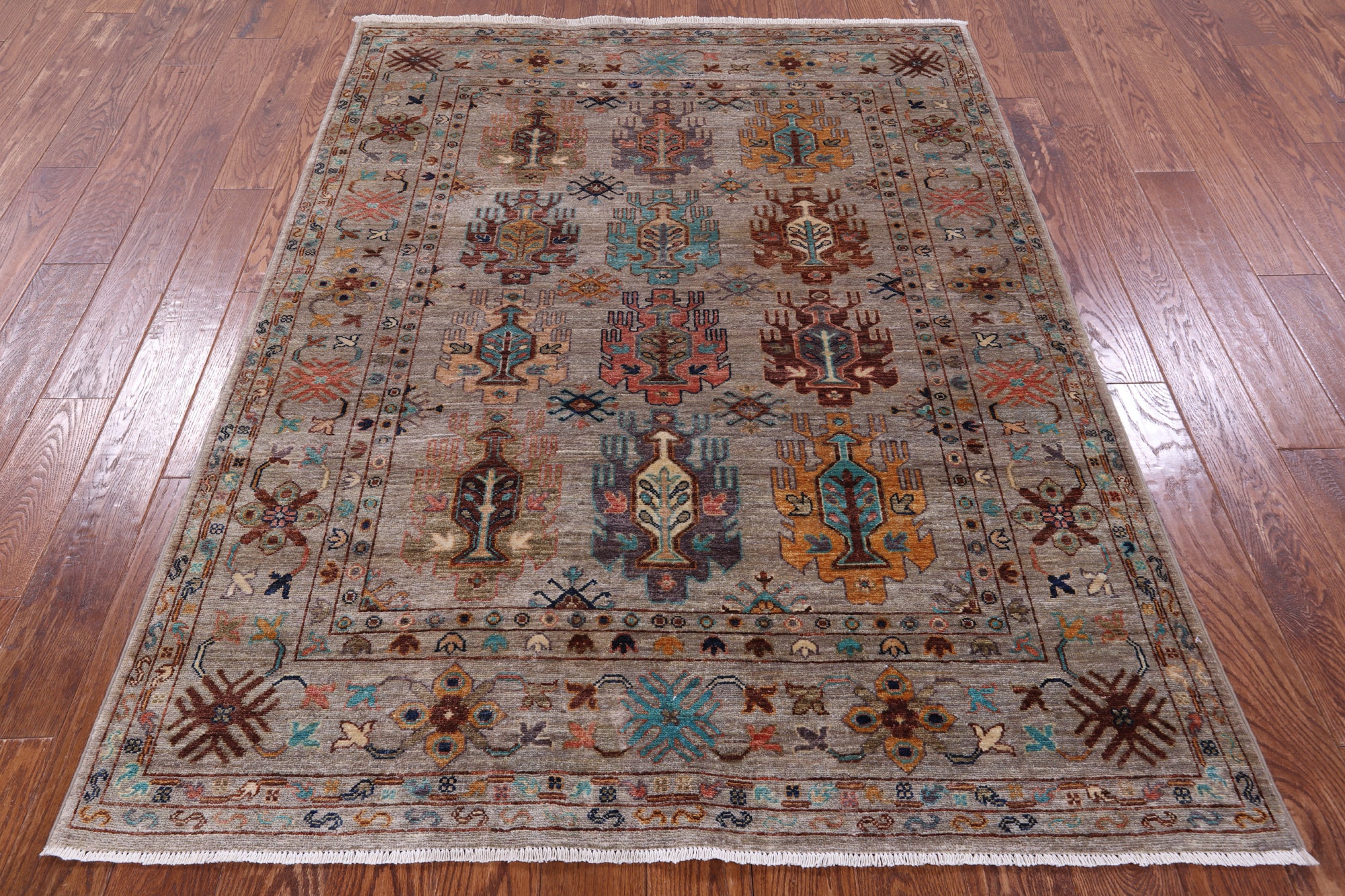 Persian Hand Knotted Wool Rug - 4' 11" X 6' 5" - Golden Nile