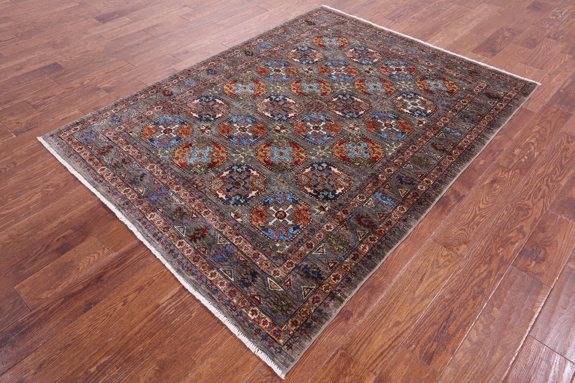 Turkmen Ersari Hand Knotted Wool Rug - 4' 11" X 6' 5" - Golden Nile