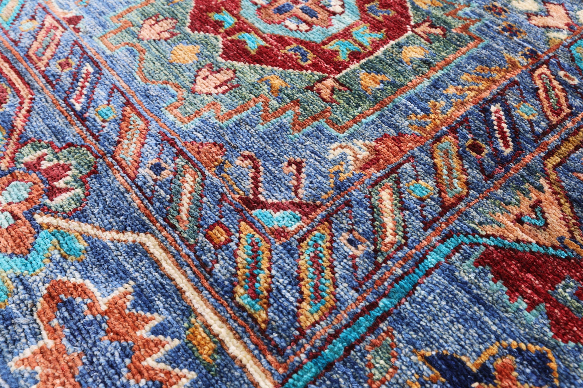 Turkmen Ersari Handmade Wool Rug - 5' 0" X 6' 8" - Golden Nile