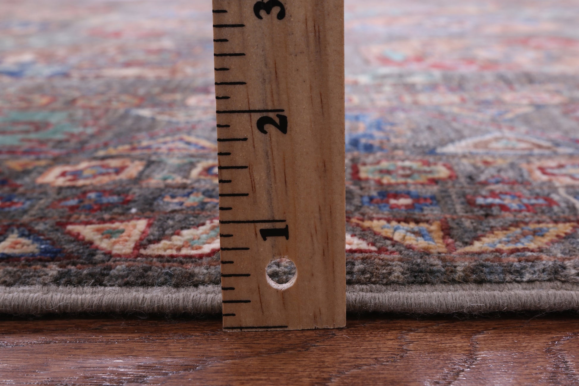 Turkmen Ersari Hand Knotted Wool Rug - 5' 2" X 6' 8" - Golden Nile