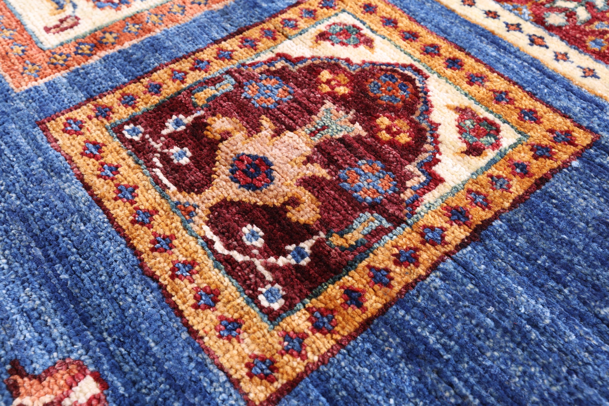 Blue Garden Design Persian Hand Knotted Wool Rug - 5' 2" X 6' 8" - Golden Nile