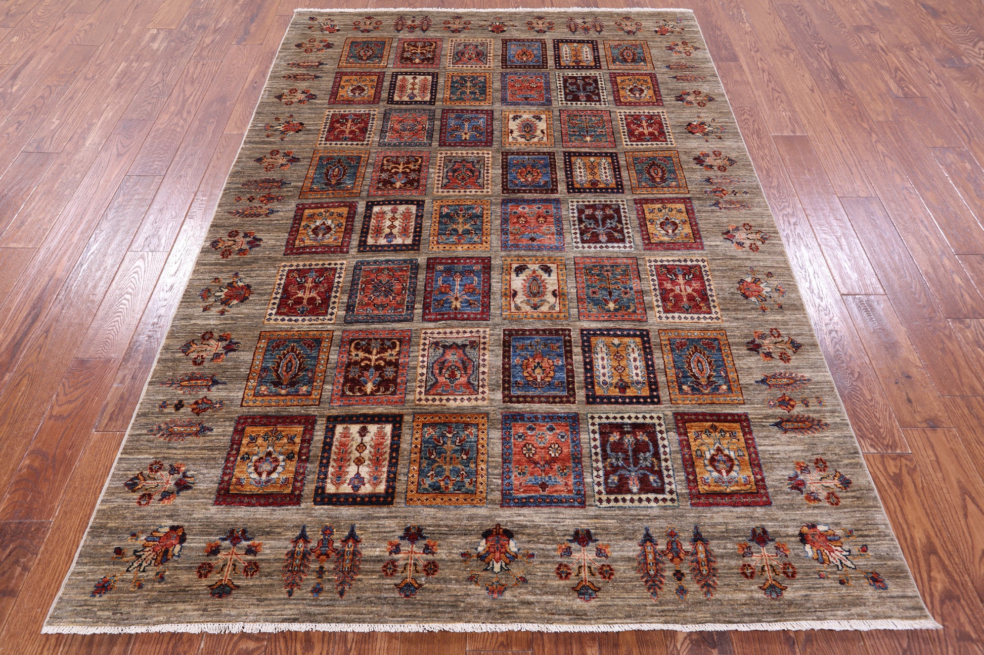 Garden Design Persian Hand Knotted Wool Rug - 5' 8" X 8' 1" - Golden Nile