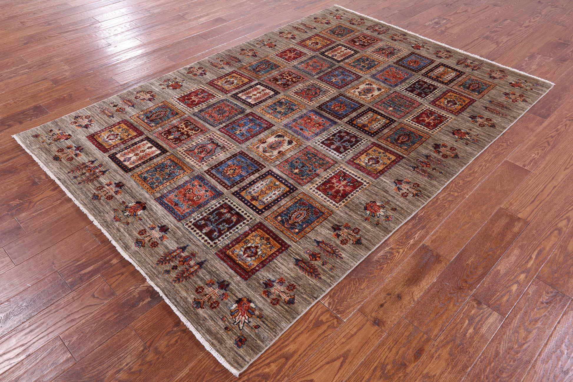 Garden Design Persian Hand Knotted Wool Rug - 5' 8" X 8' 1" - Golden Nile