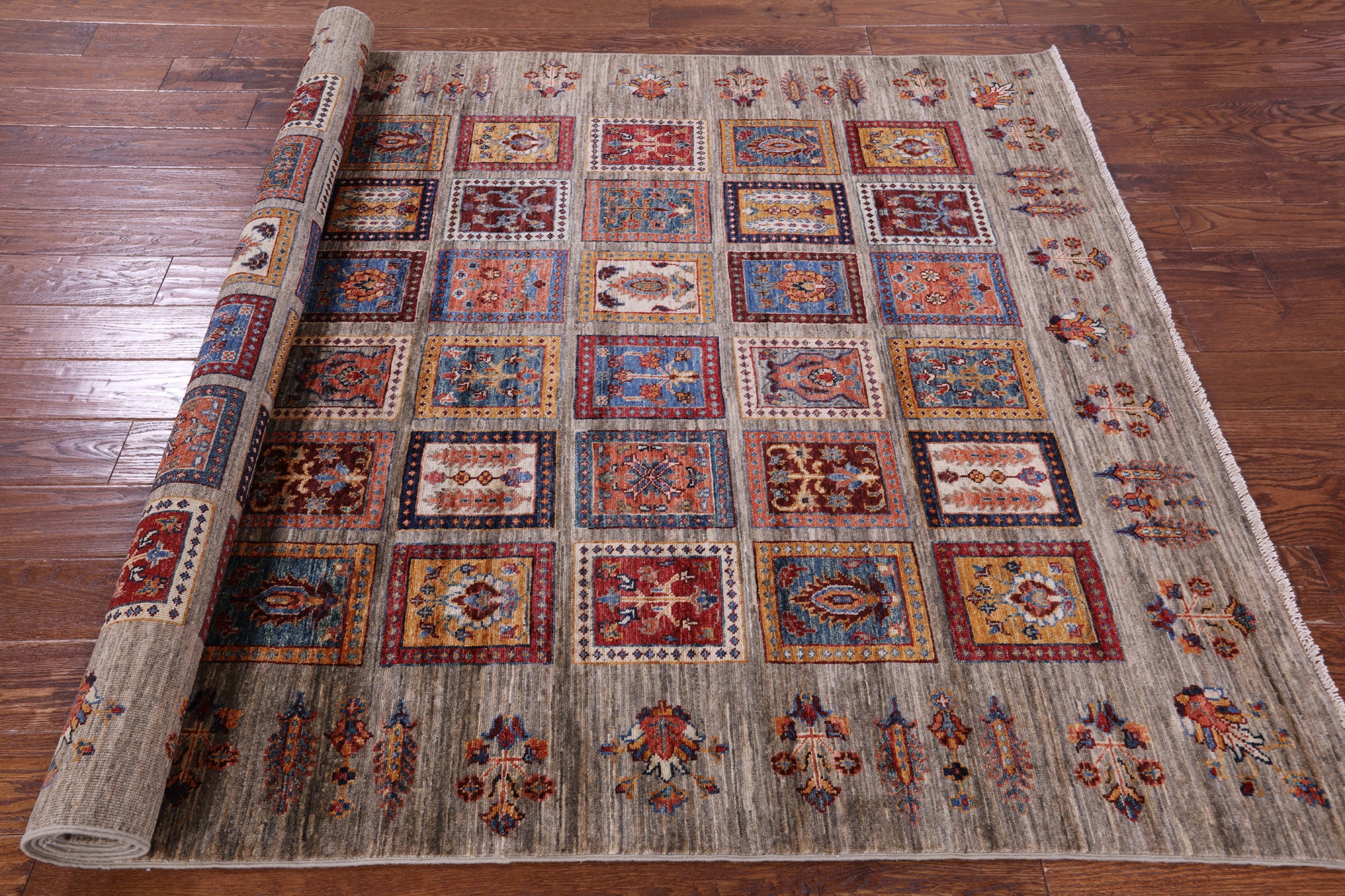 Garden Design Persian Hand Knotted Wool Rug - 5' 8" X 8' 1" - Golden Nile