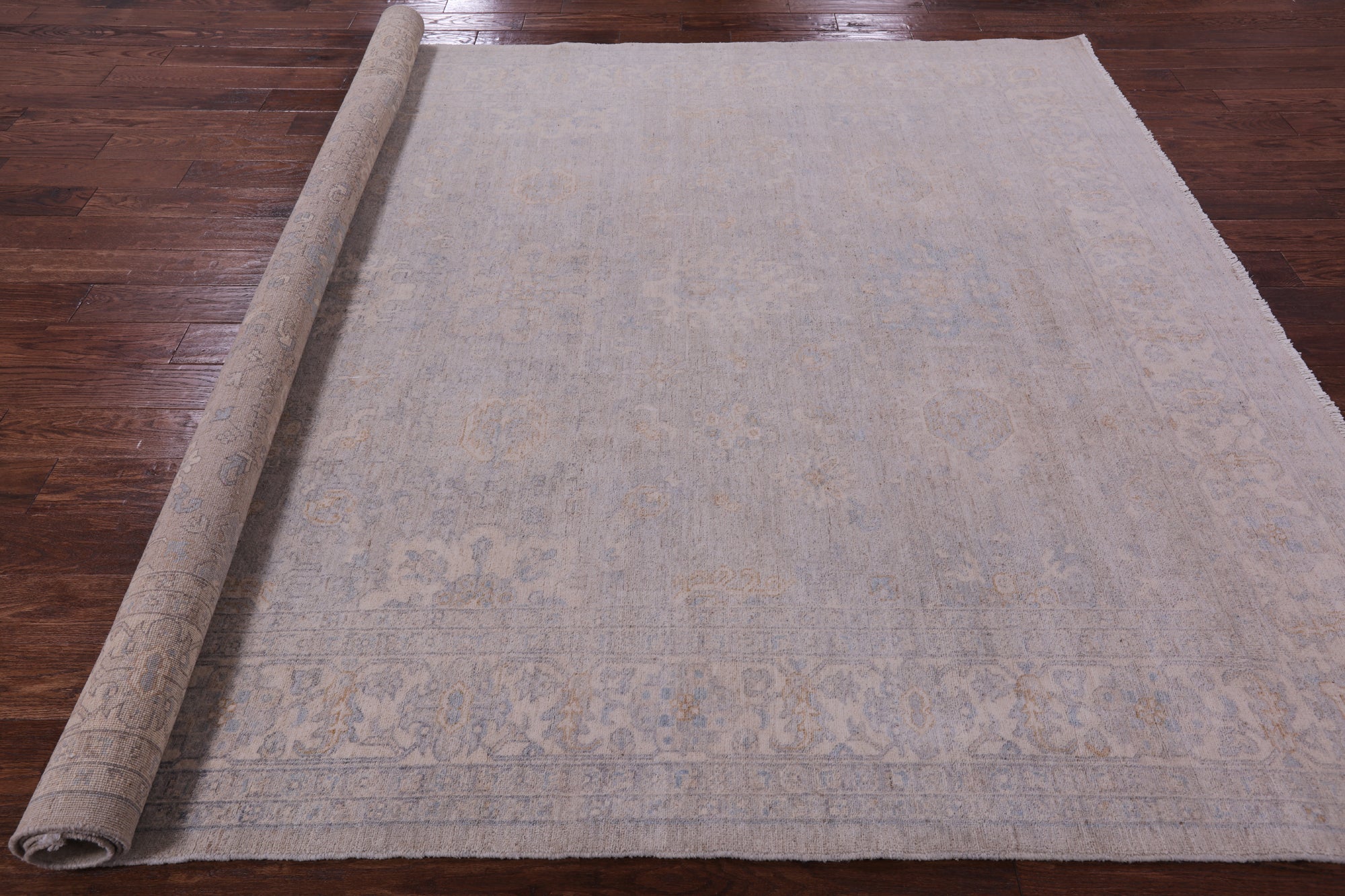 Silver Turkish Oushak Hand Knotted Wool Rug - 7' 10" X 9' 11" - Golden Nile