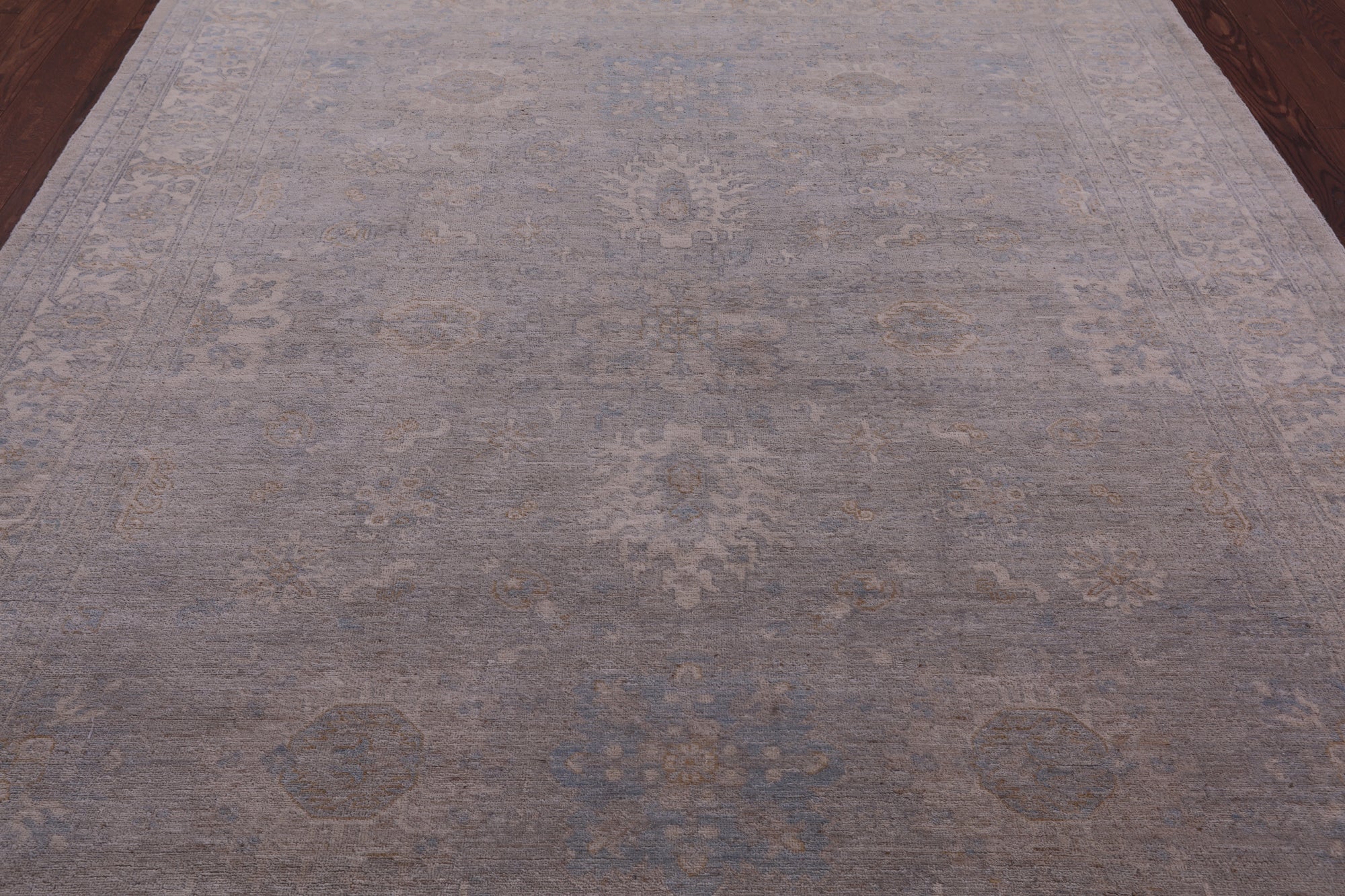 Silver Turkish Oushak Hand Knotted Wool Rug - 7' 10" X 9' 11" - Golden Nile