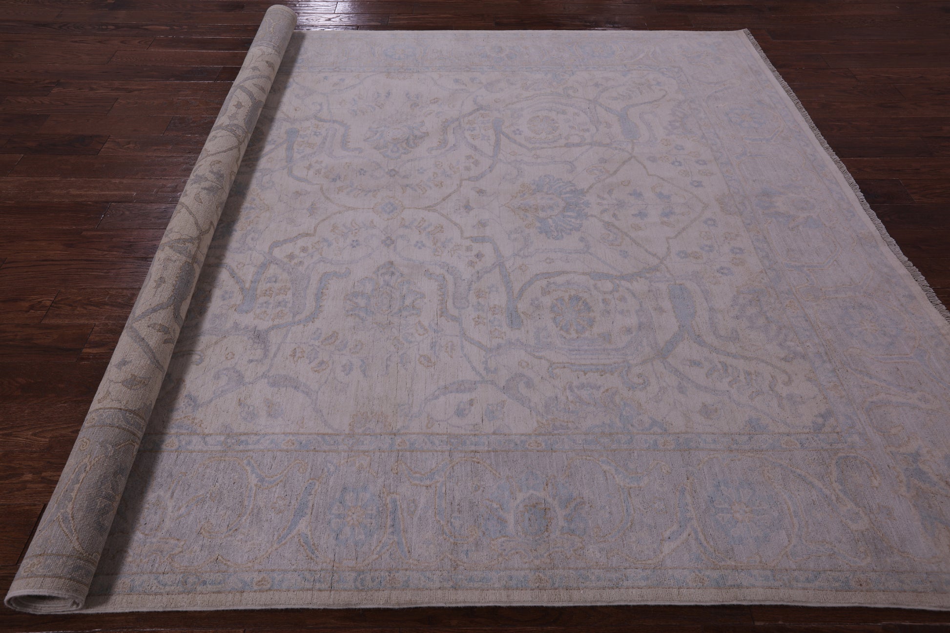 Ivory Turkish Oushak Hand Knotted Wool Rug - 8' 1" X 9' 7" - Golden Nile