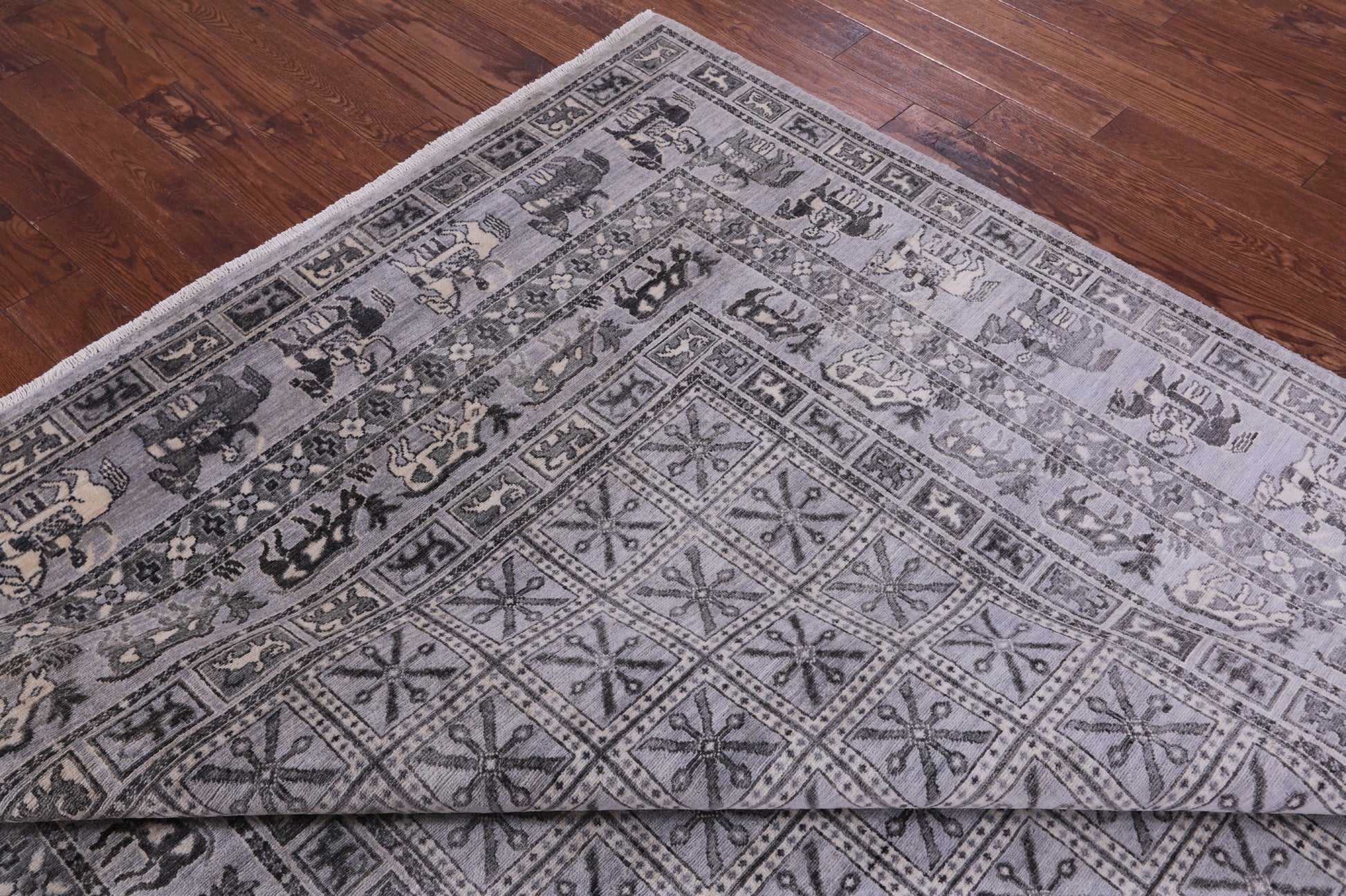 Grey Antiqued Pazyryk Historical Design Handmade Wool Rug - 7' 11" X 9' 11" - Golden Nile