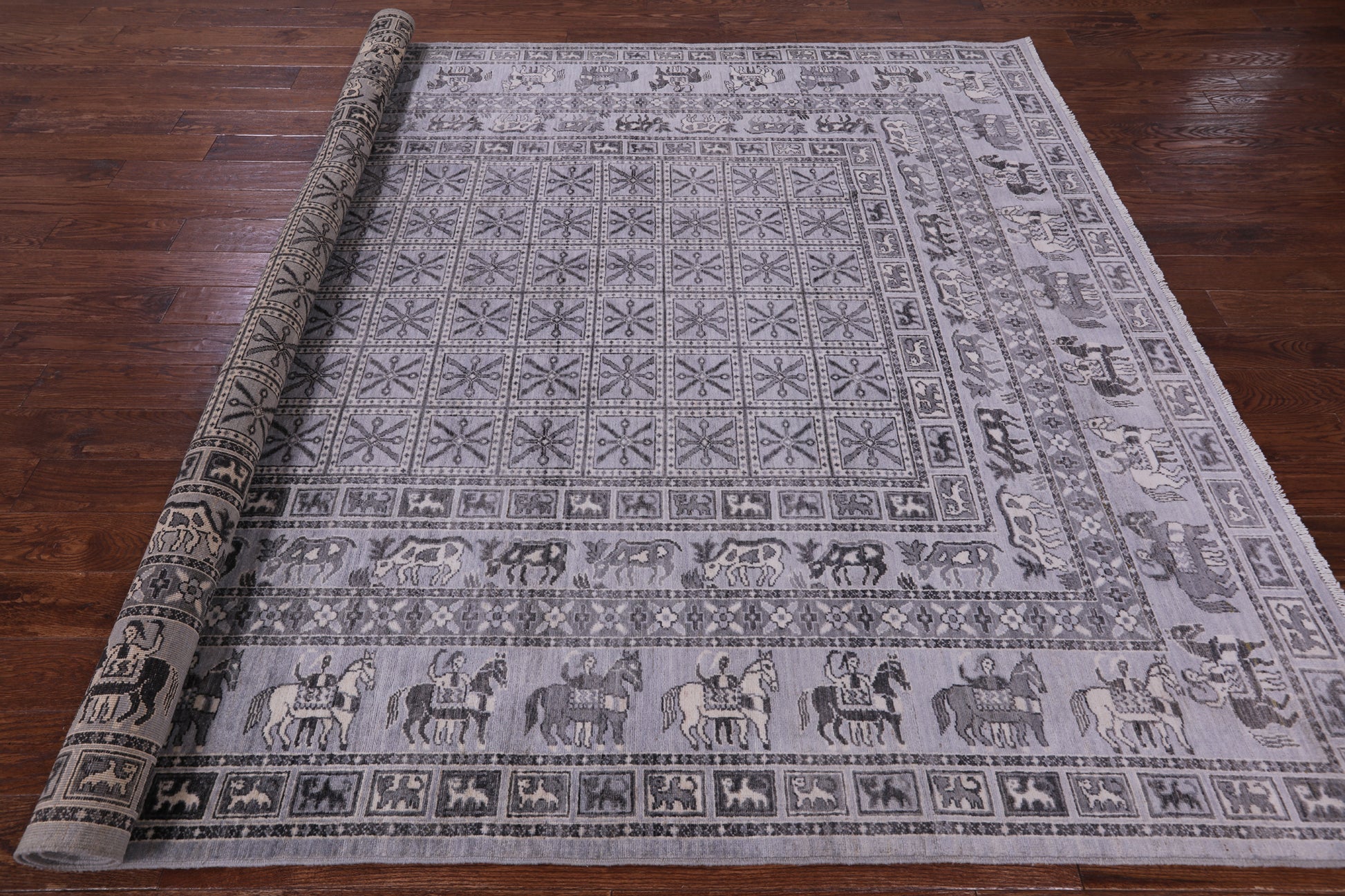 Grey Antiqued Pazyryk Historical Design Handmade Wool Rug - 7' 11" X 9' 11" - Golden Nile