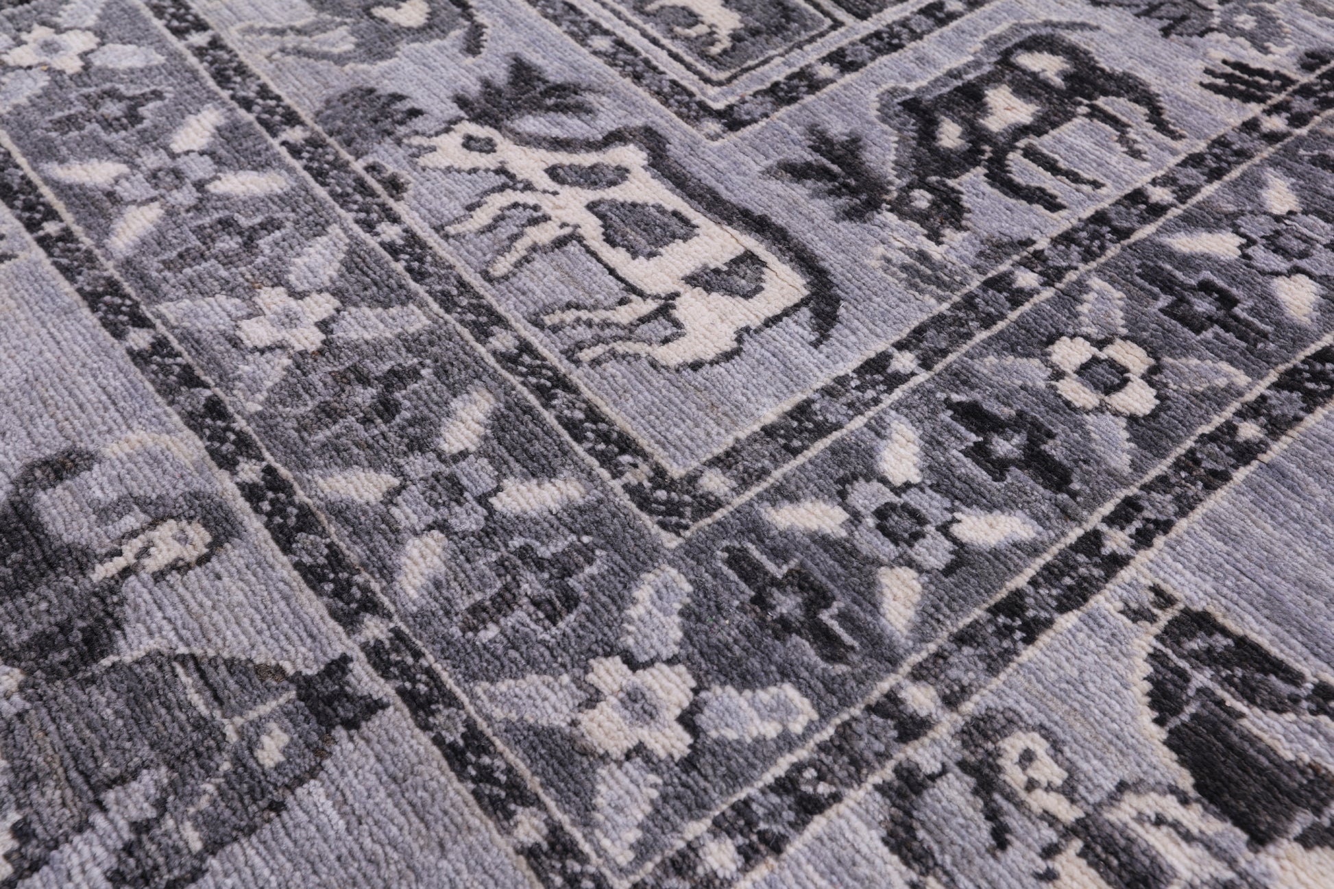 Grey Antiqued Pazyryk Historical Design Handmade Wool Rug - 7' 11" X 9' 11" - Golden Nile