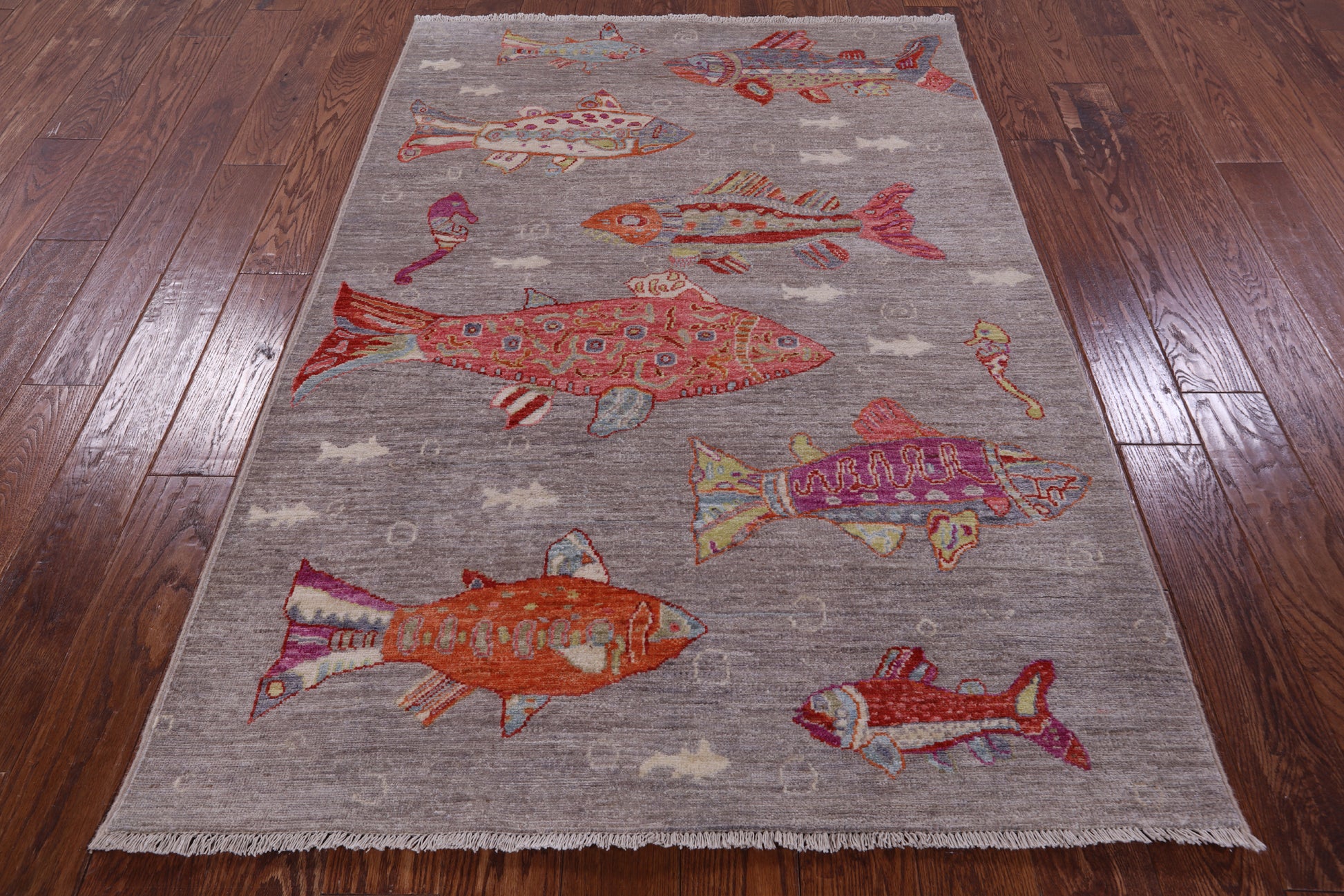 Grey Fish Design Persian Gabbeh Hand Knotted Wool Rug - 4' 1" X 5' 10" - Golden Nile