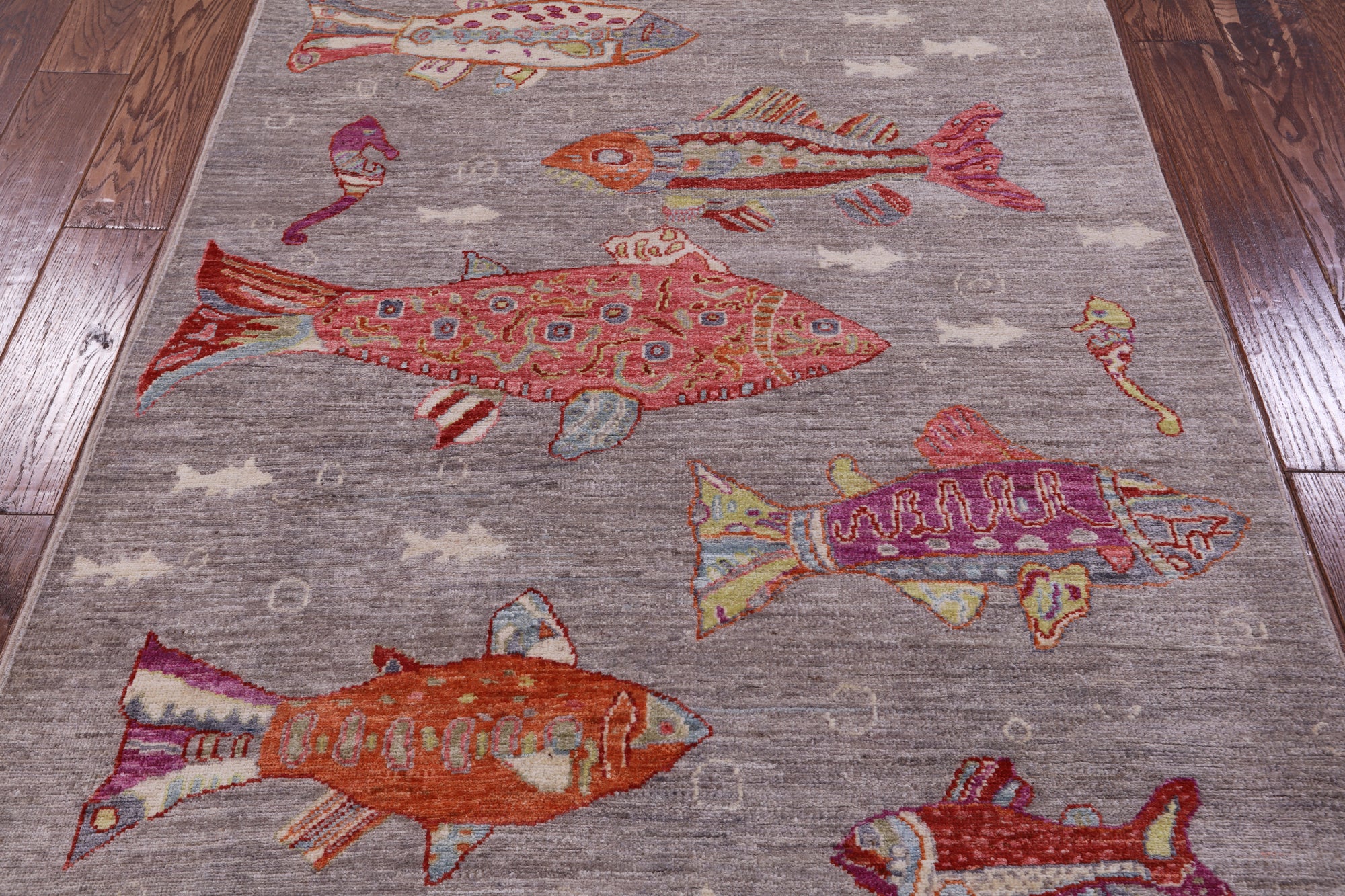 Grey Fish Design Persian Gabbeh Hand Knotted Wool Rug - 4' 1" X 5' 10" - Golden Nile