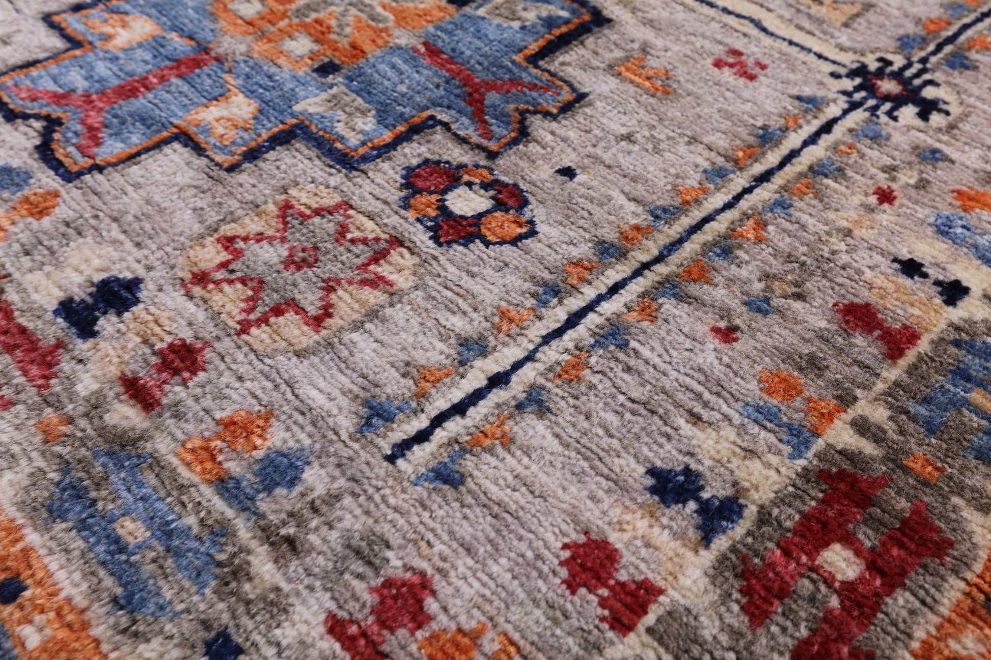 Tribal Persian Gabbeh Hand Knotted Wool Rug - 4' 11" X 6' 10" - Golden Nile