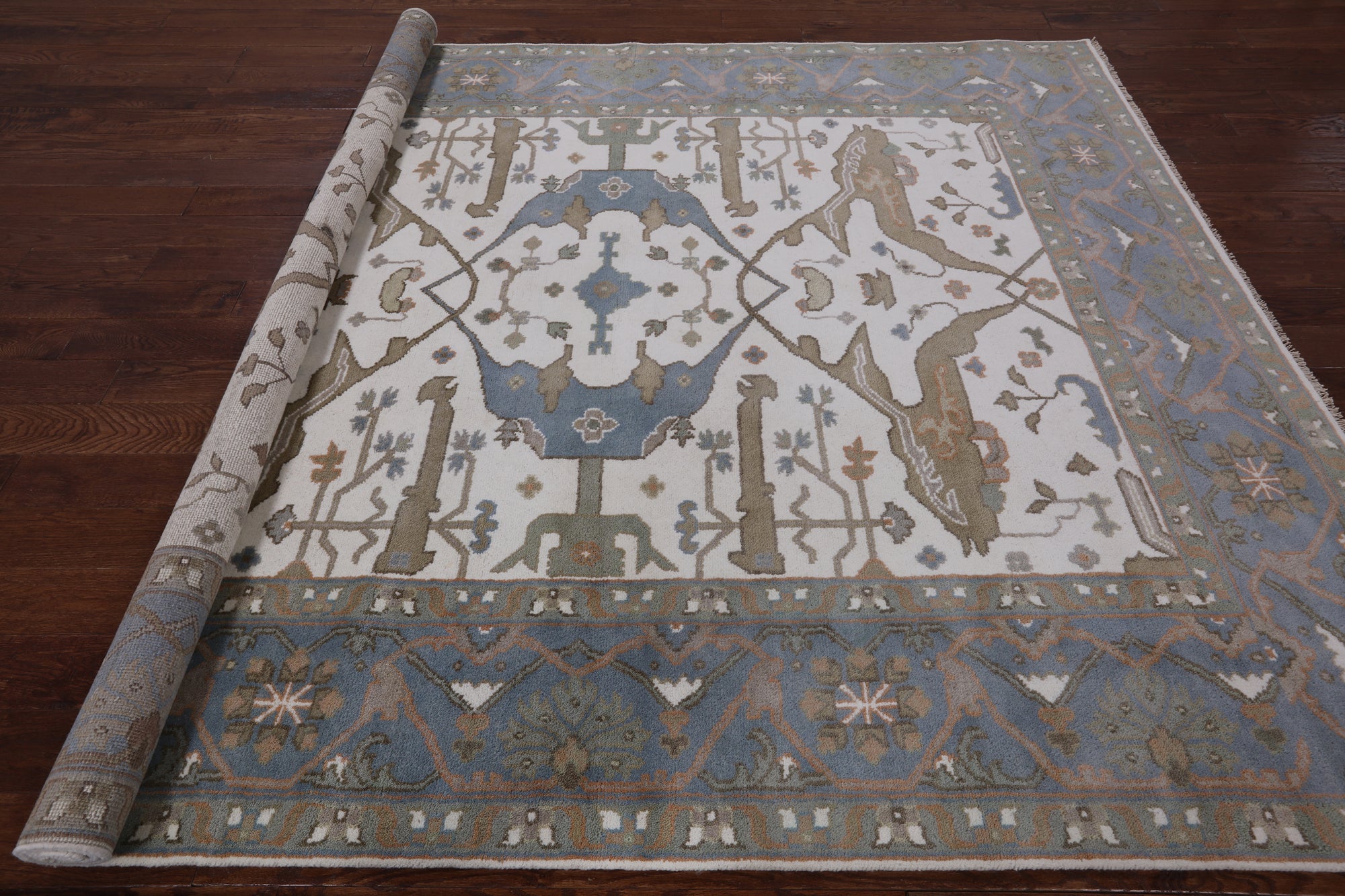 Ivory Turkish Oushak Hand Knotted Wool Area Rug - 7' 11" X 9' 9" - Golden Nile