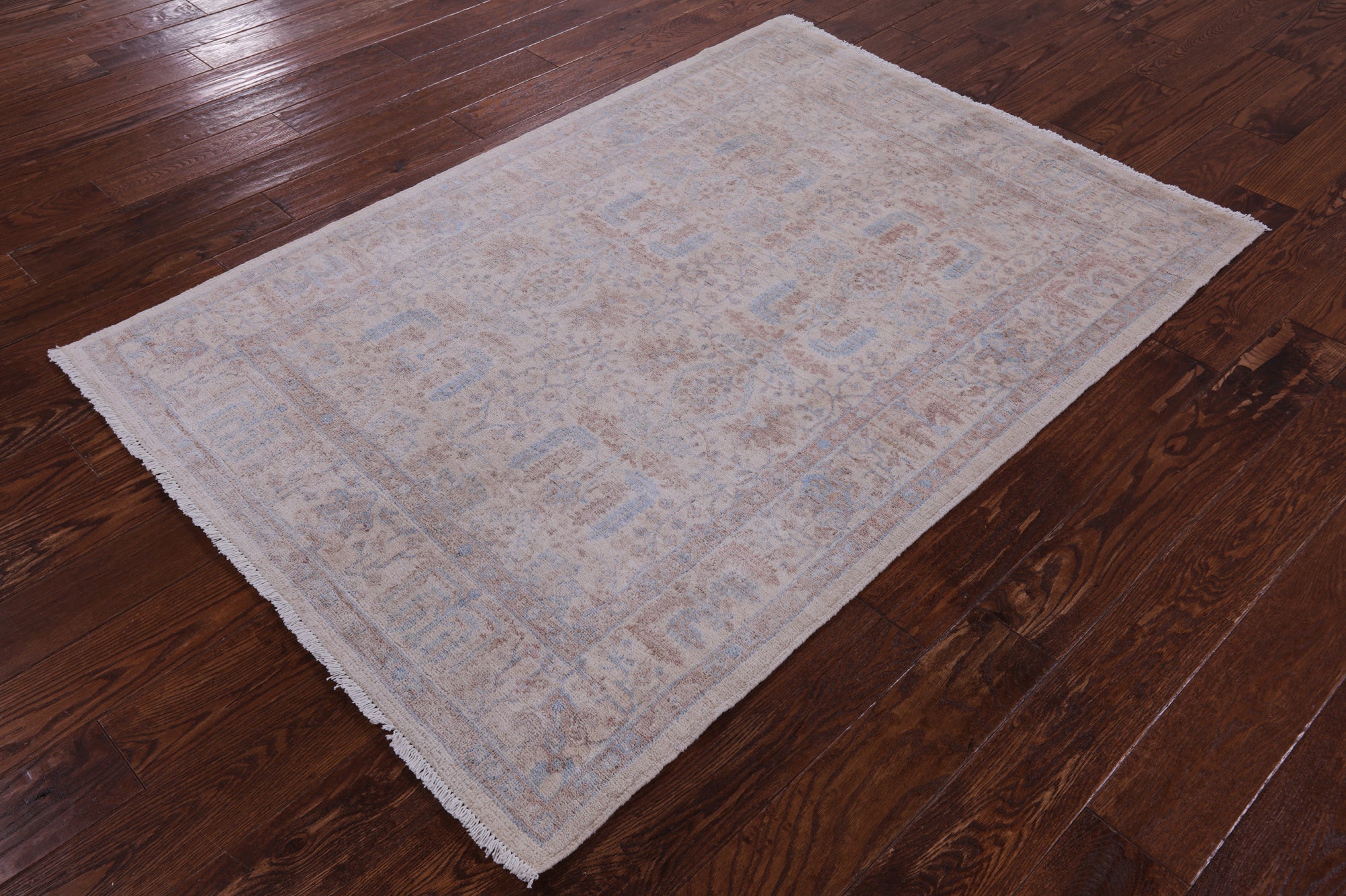 Ivory Turkish Oushak Hand Knotted Wool Rug - 4' 0" X 5' 9" - Golden Nile