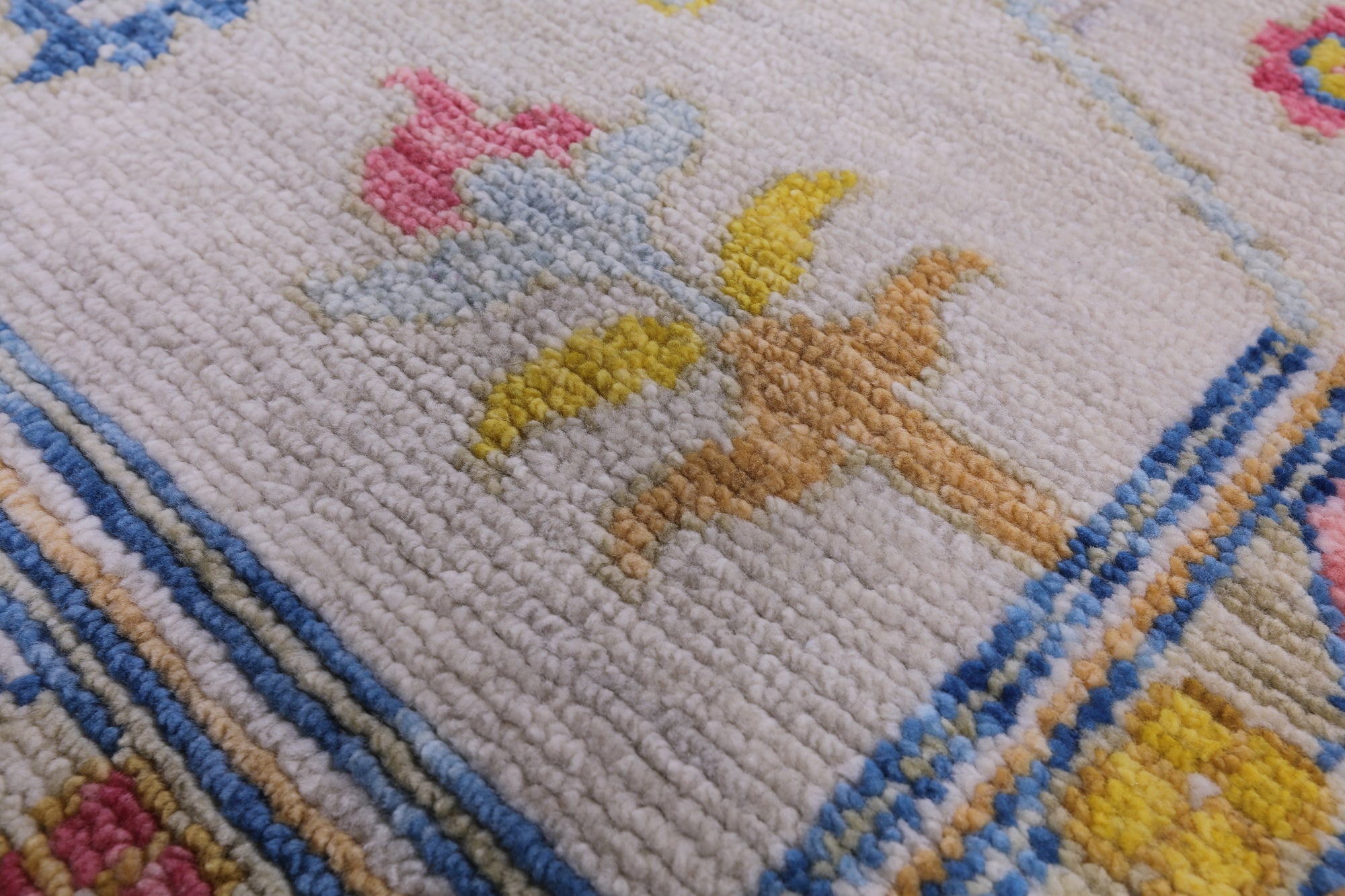 Turkish Oushak Hand Knotted Wool Rug - 8' 9" X 12' 2" - Golden Nile