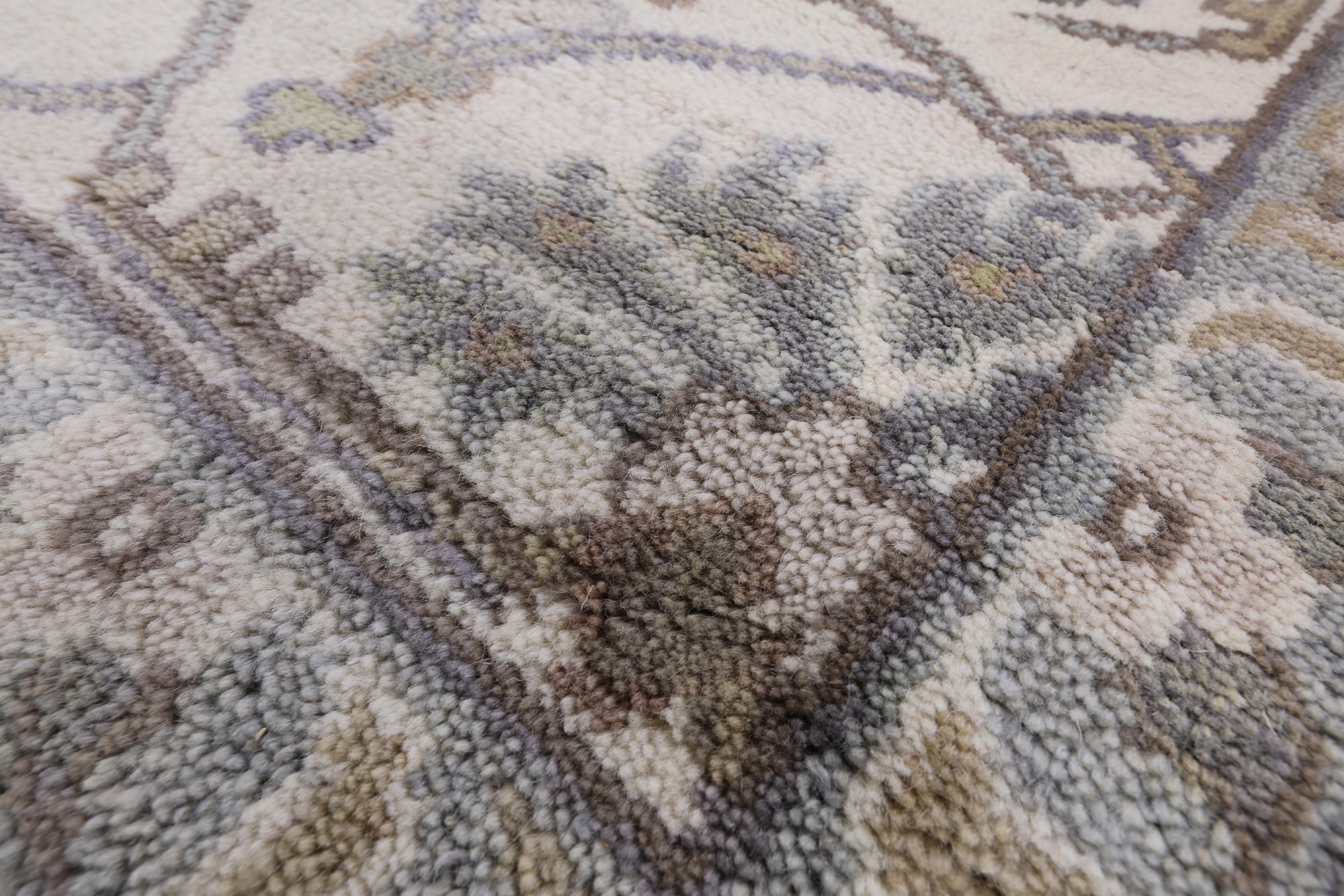 Ivory Turkish Oushak Hand Knotted Wool Area Rug - 8' 2" X 9' 8" - Golden Nile
