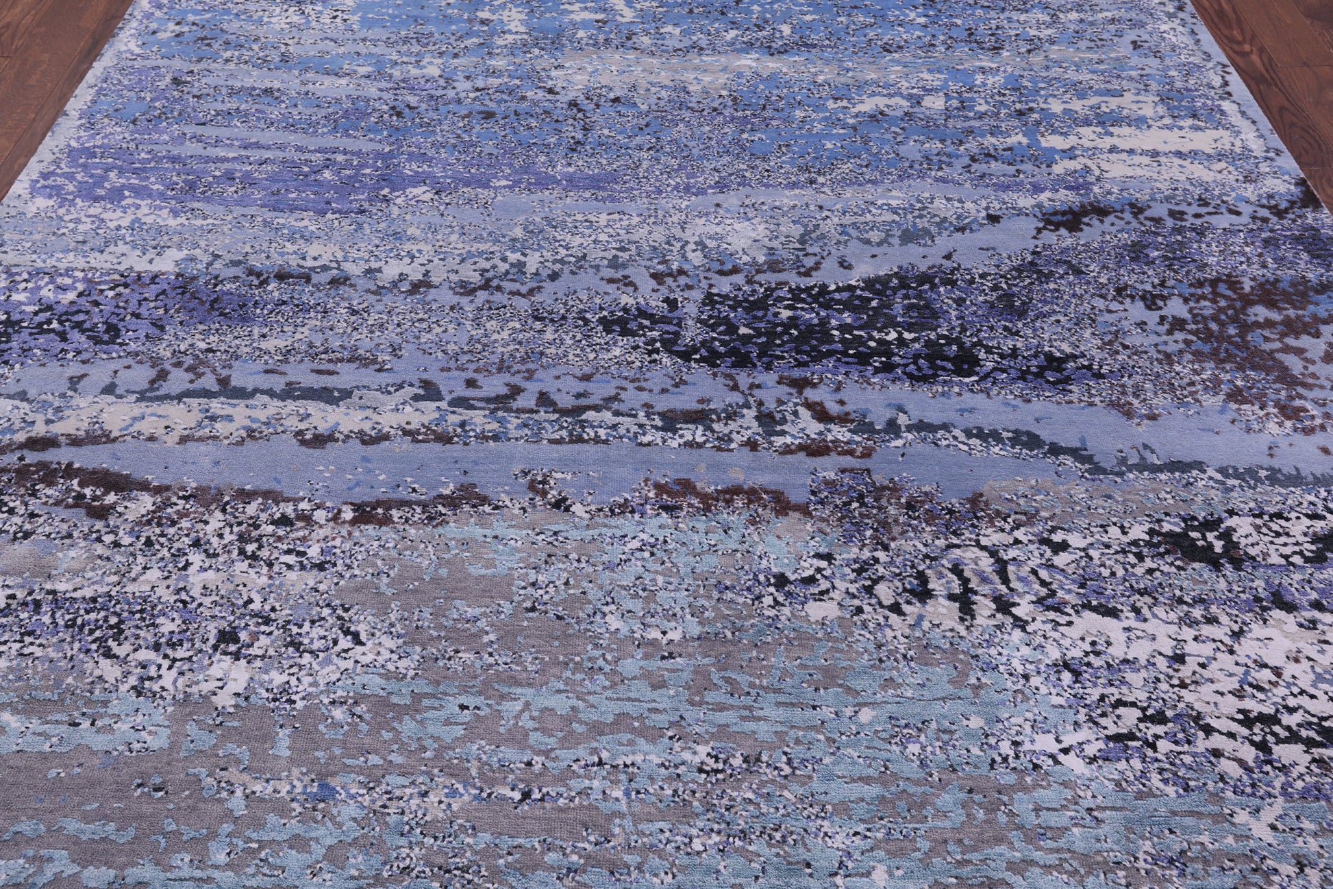 Abstract Contemporary Hand Knotted Wool & Silk Rug - 7' 11" X 10' 2" - Golden Nile