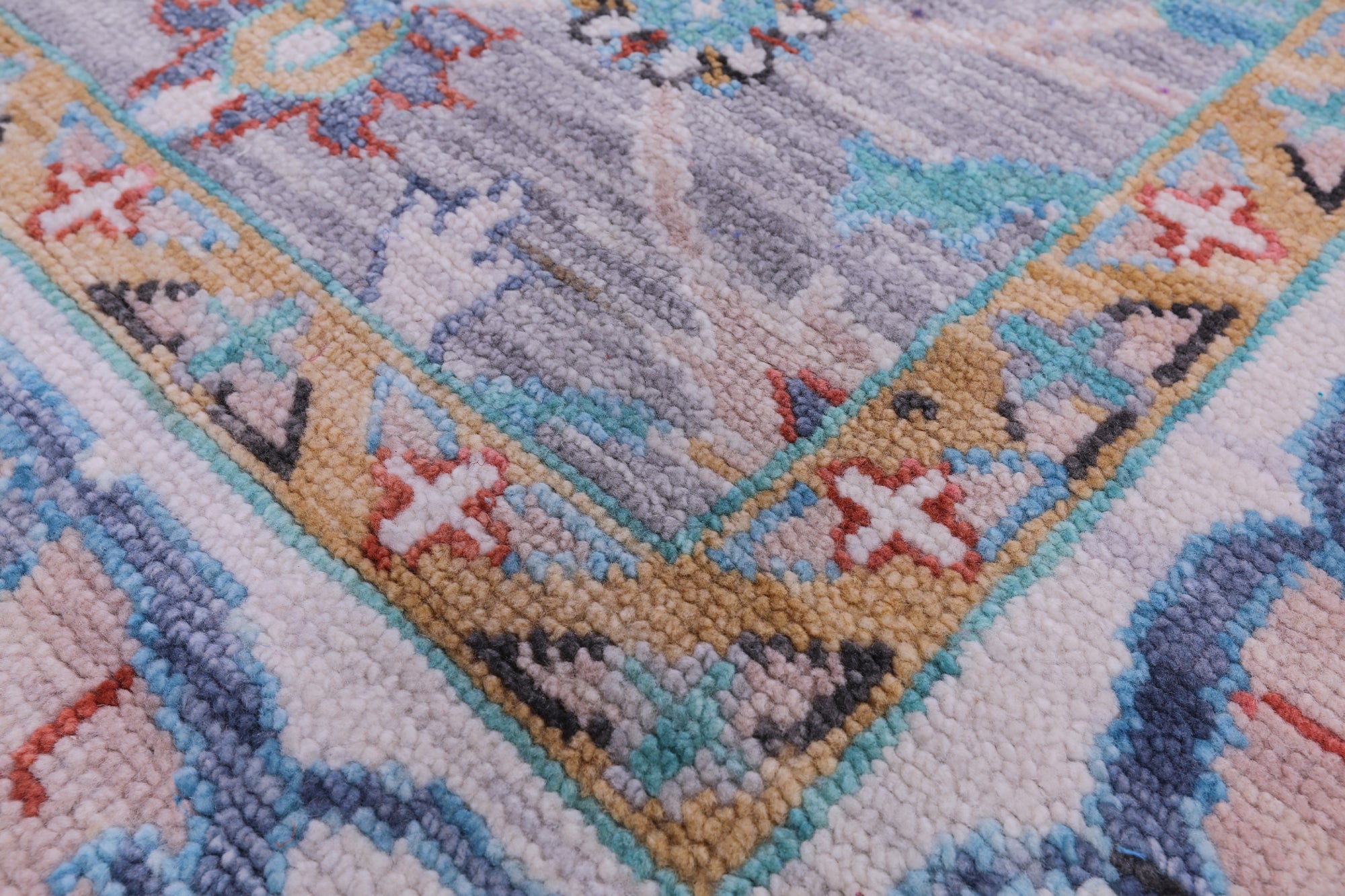 Grey Square William Morris Hand Knotted Wool Rug - 9' 11" X 10' 3" - Golden Nile