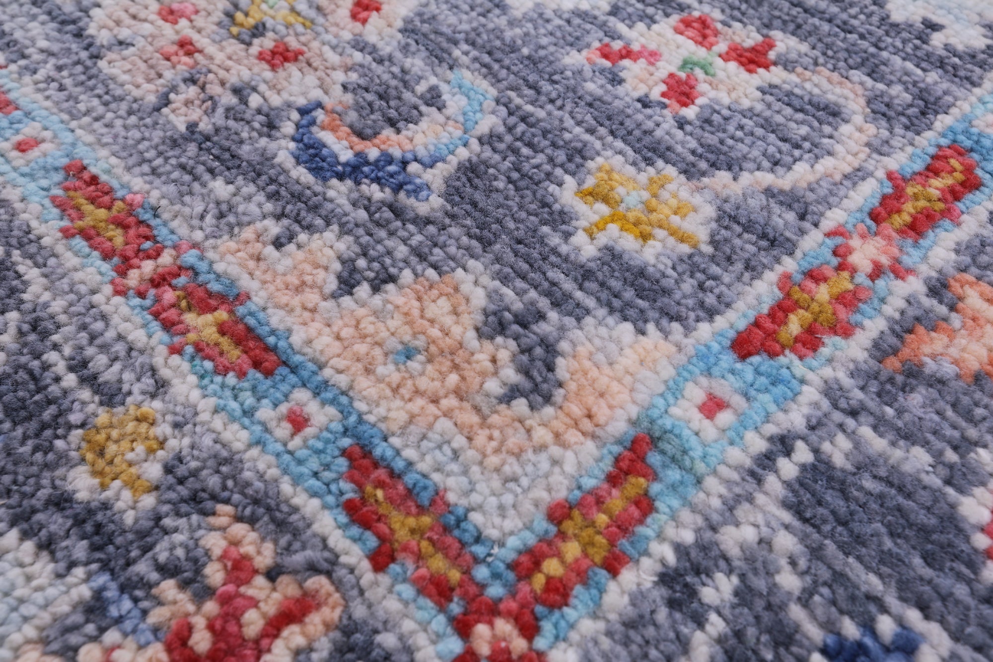 Grey Turkish Oushak Handmade Wool Rug - 4' 1" X 6' 1" - Golden Nile