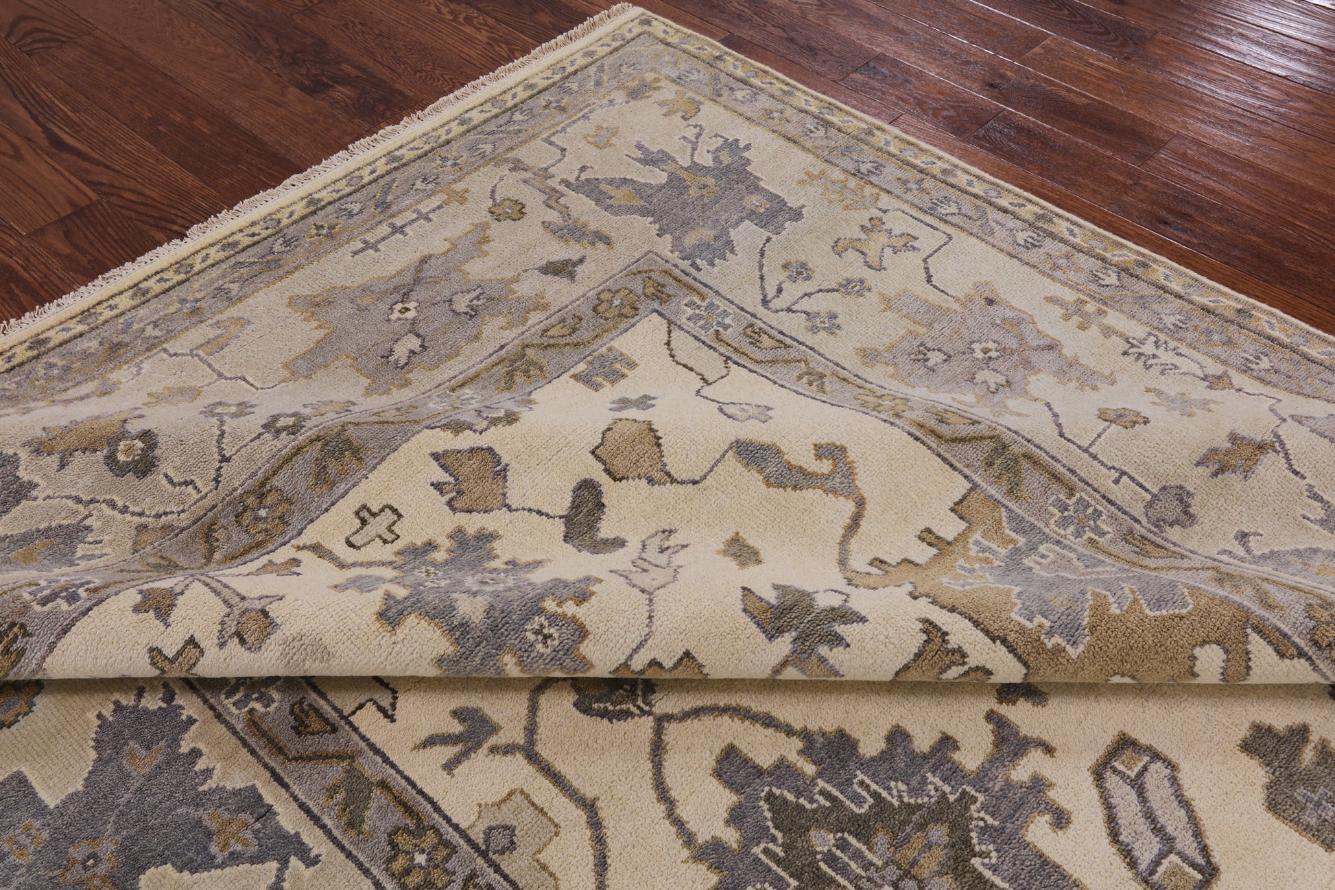 Ivory Turkish Oushak Handmade Wool Area Rug - 8' 2" X 9' 11" - Golden Nile