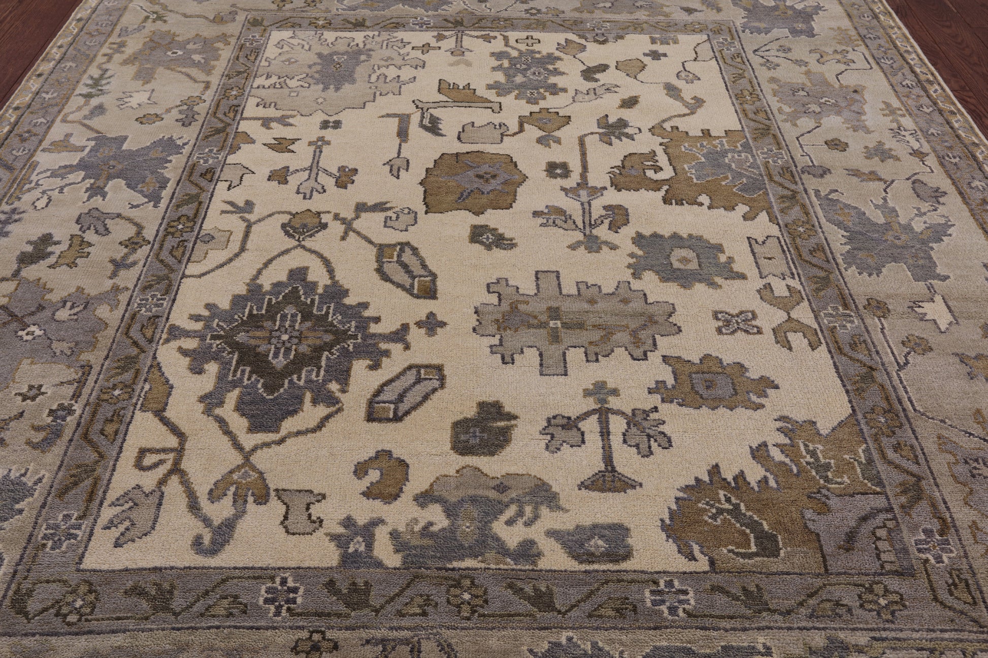 Ivory Turkish Oushak Handmade Wool Area Rug - 8' 2" X 9' 11" - Golden Nile