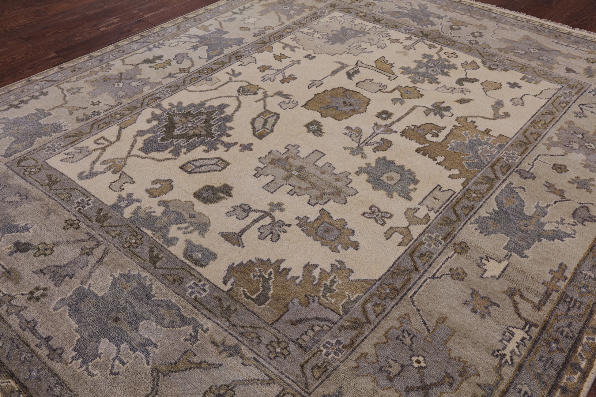 Ivory Turkish Oushak Handmade Wool Area Rug - 8' 2" X 9' 11" - Golden Nile