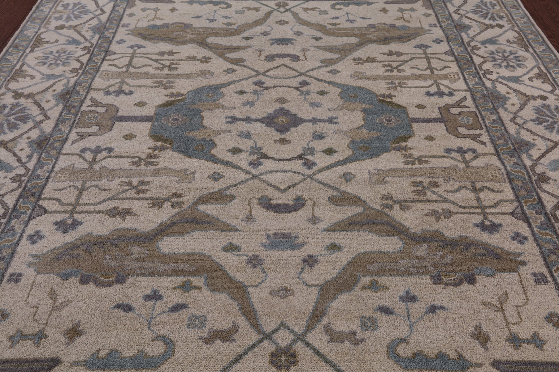Ivory Turkish Oushak Handmade Wool Area Rug - 8' 2" X 9' 8" - Golden Nile