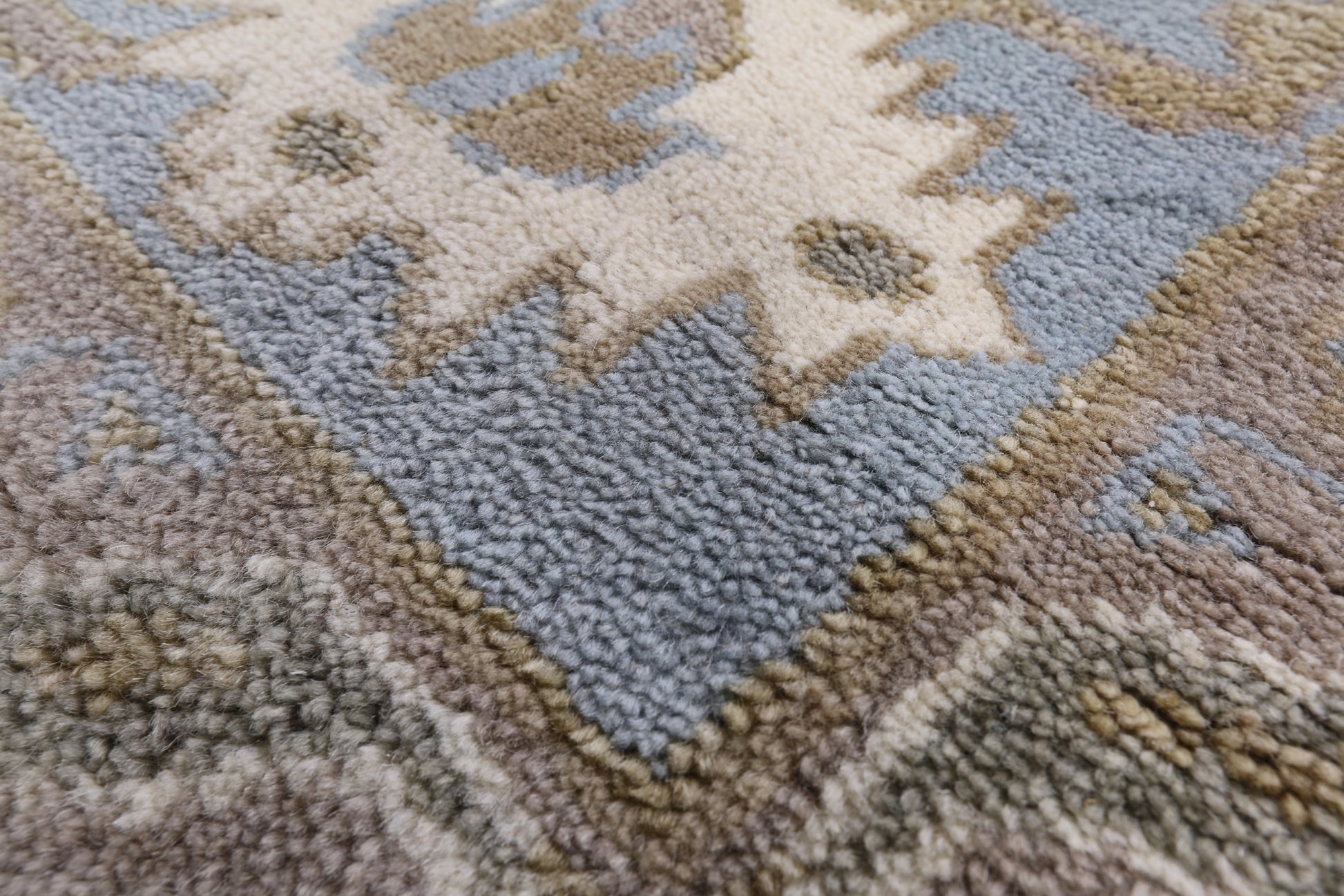 Ivory Turkish Oushak Hand Knotted Wool Area Rug - 8' 0" X 10' 0" - Golden Nile