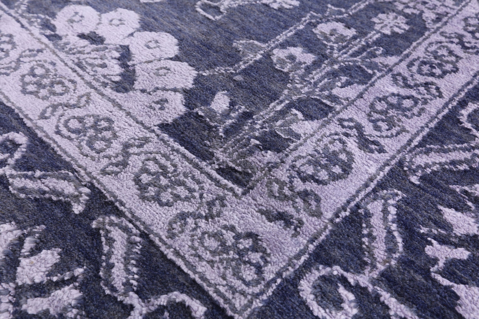 Grey Persian Hand Knotted Wool & Silk Rug - 8' 2" X 10' 2" - Golden Nile