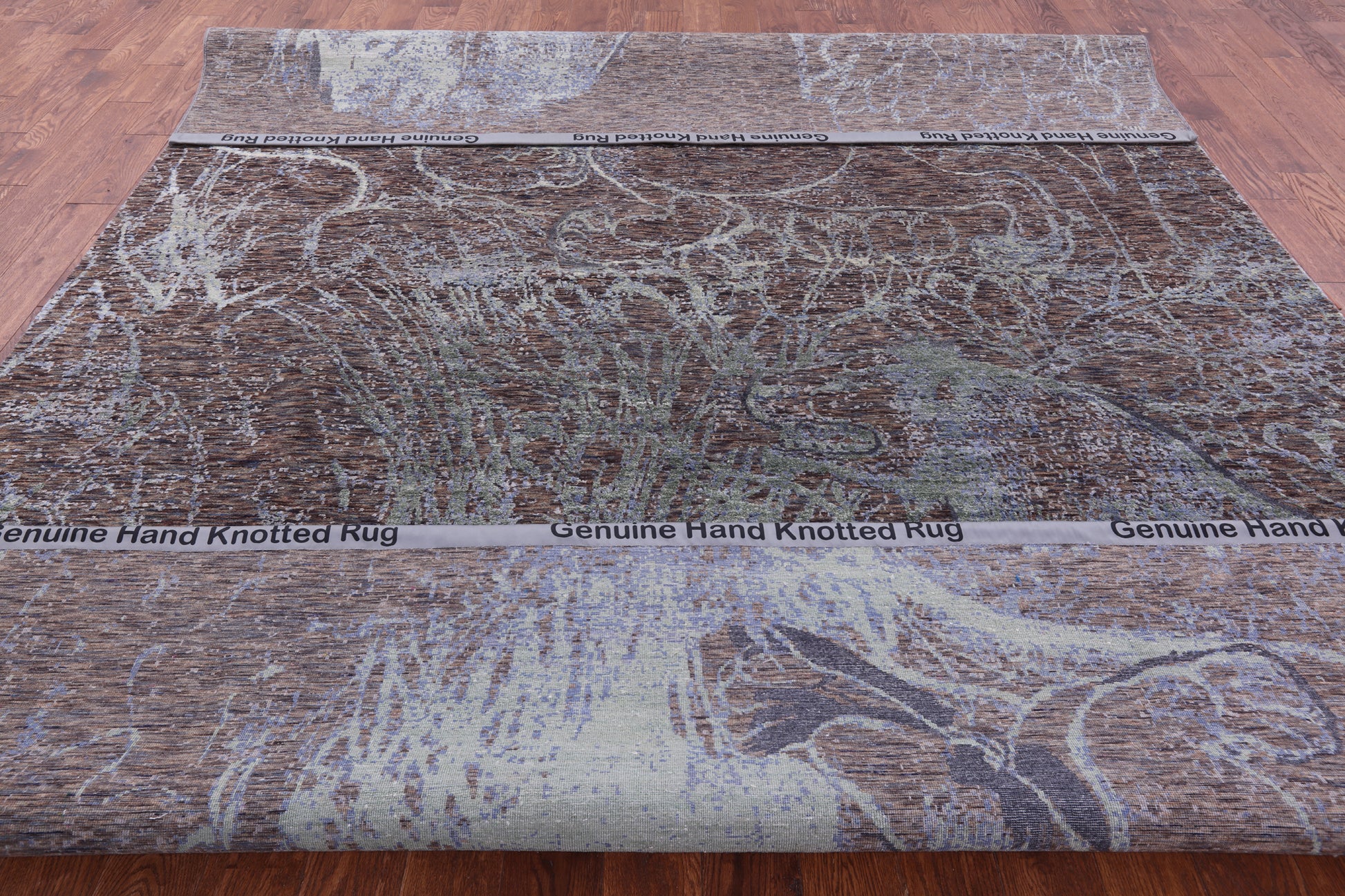 Lions Design Contemporary Hand Knotted Wool & Silk Rug - 9' 1" X 12' 2" - Golden Nile