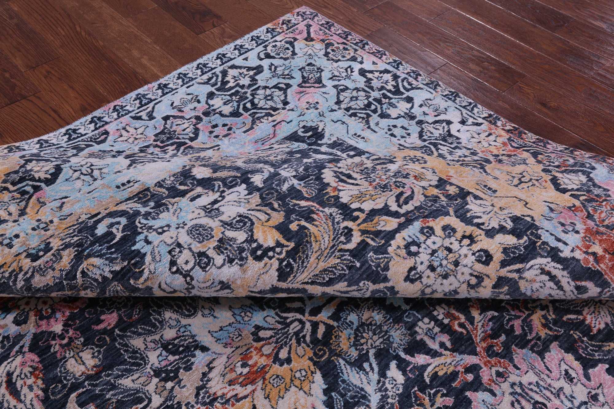 Persian Hand Knotted Wool & Silk Rug - 7' 11" X 9' 9" - Golden Nile