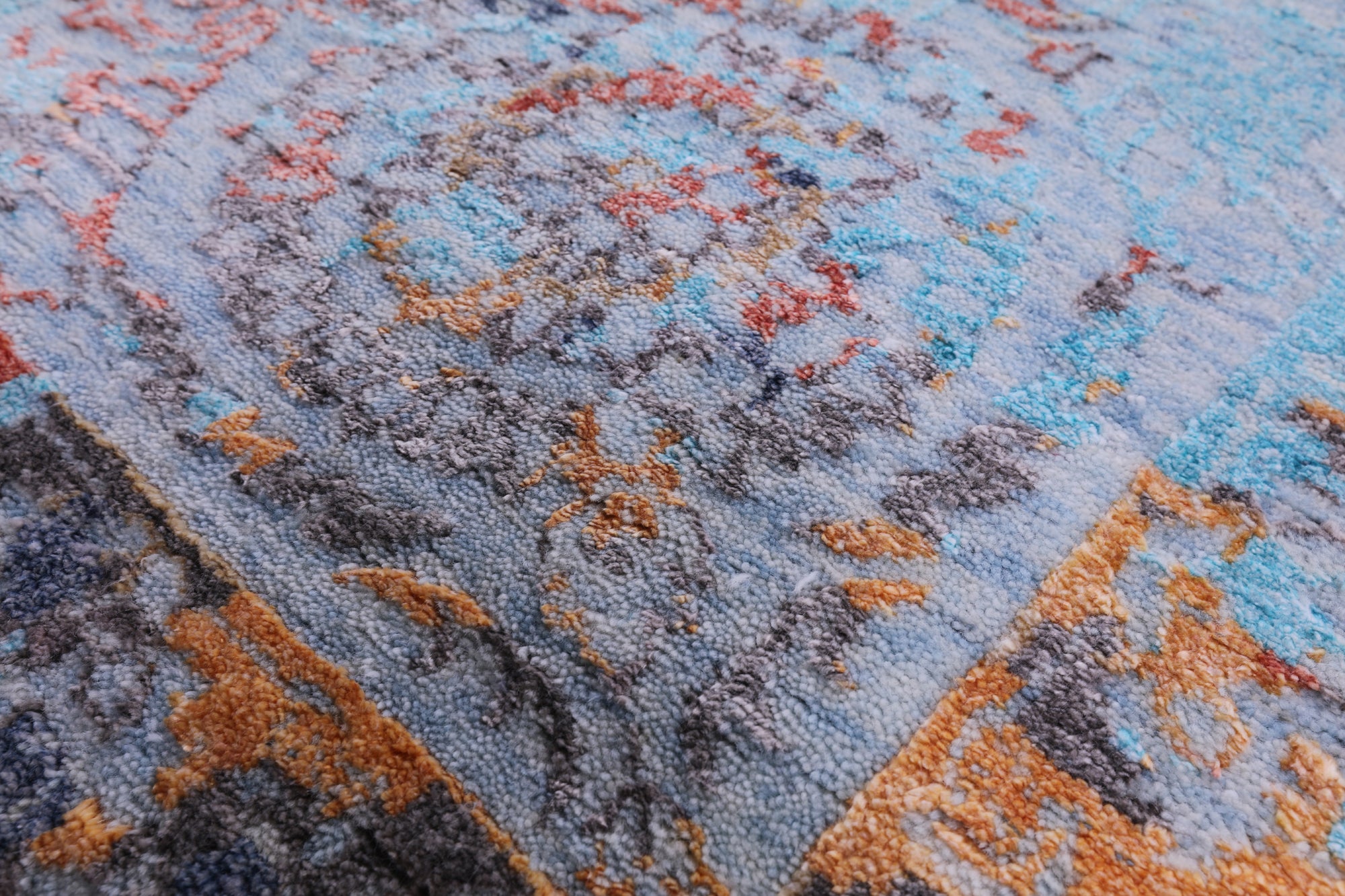 Persian Hand Knotted Wool & Silk Rug - 9' 11" X 13' 9" - Golden Nile