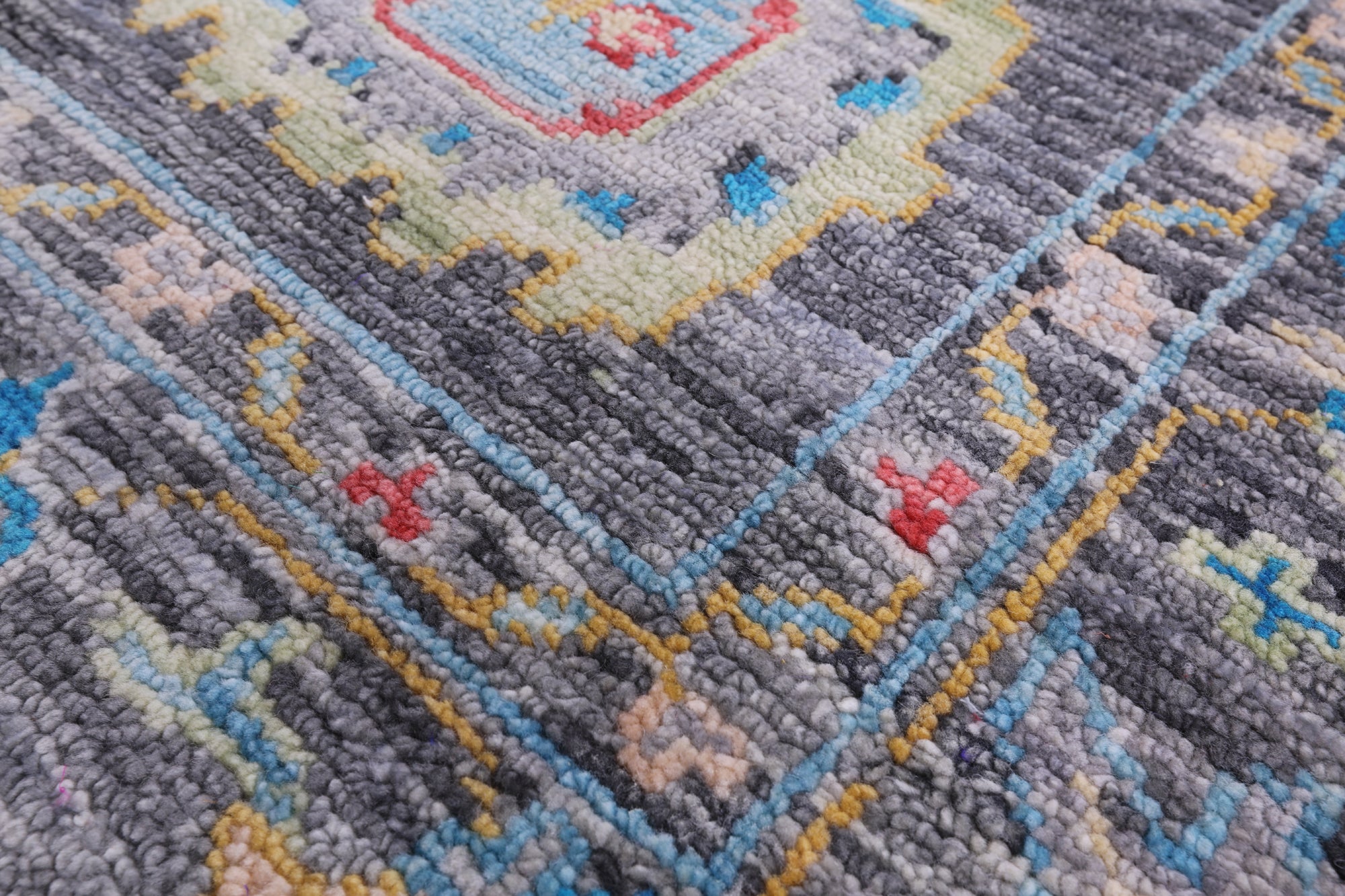 Grey Turkish Oushak Handmade Wool Rug - 6' 1" X 9' 1" - Golden Nile
