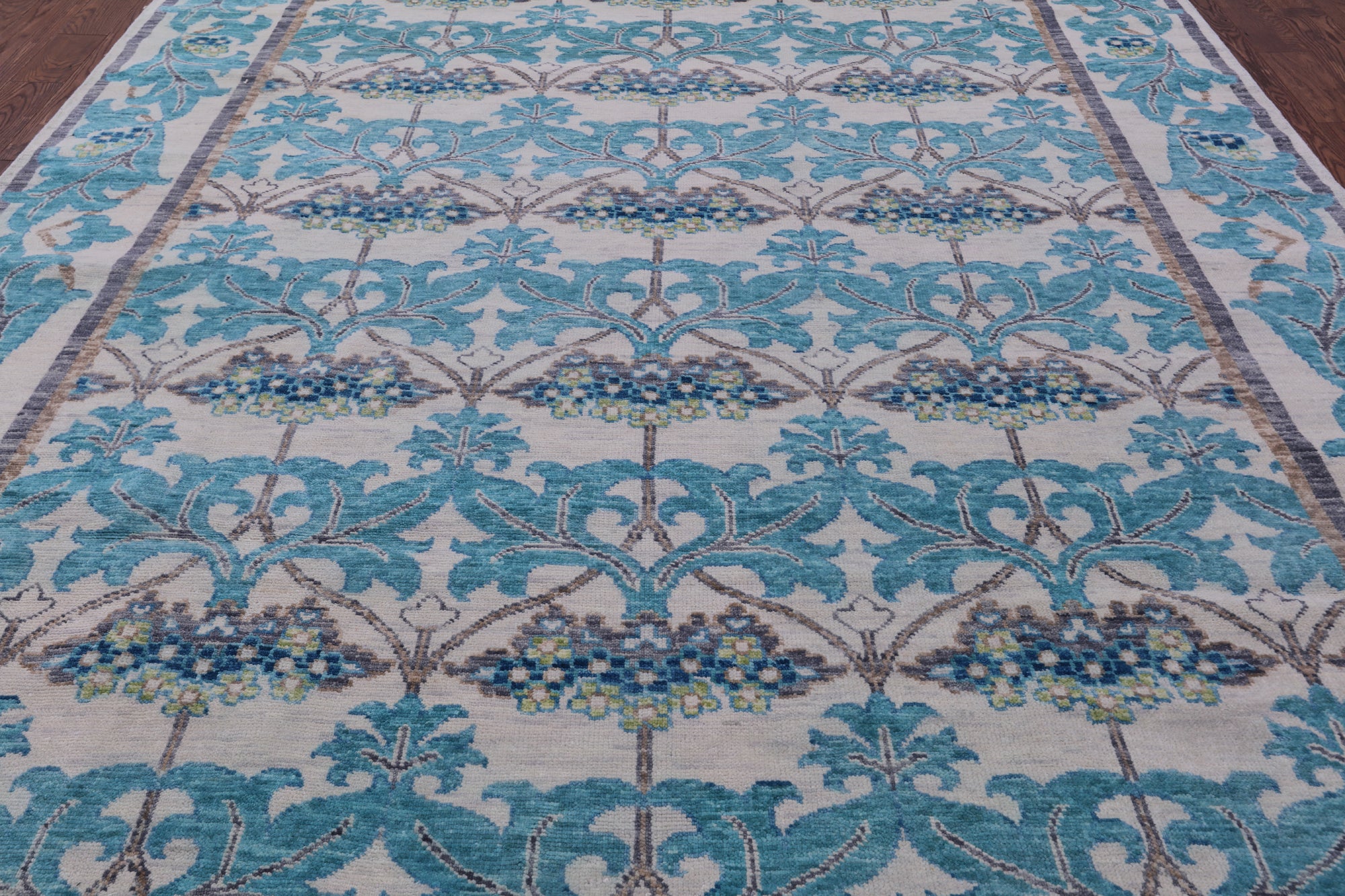 Ivory William Morris Hand Knotted Wool Rug - 9' 3" X 12' 4" - Golden Nile