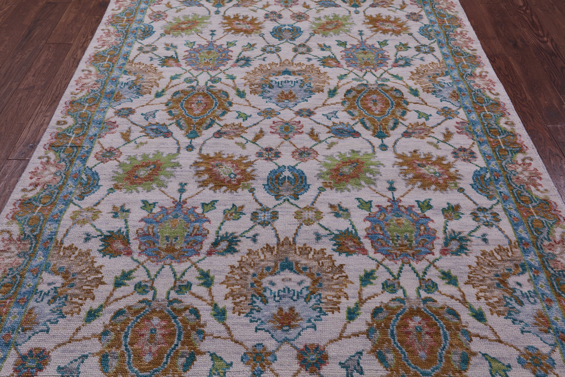 Ivory William Morris Hand Knotted Wool Rug - 6' 1" X 9' 3" - Golden Nile