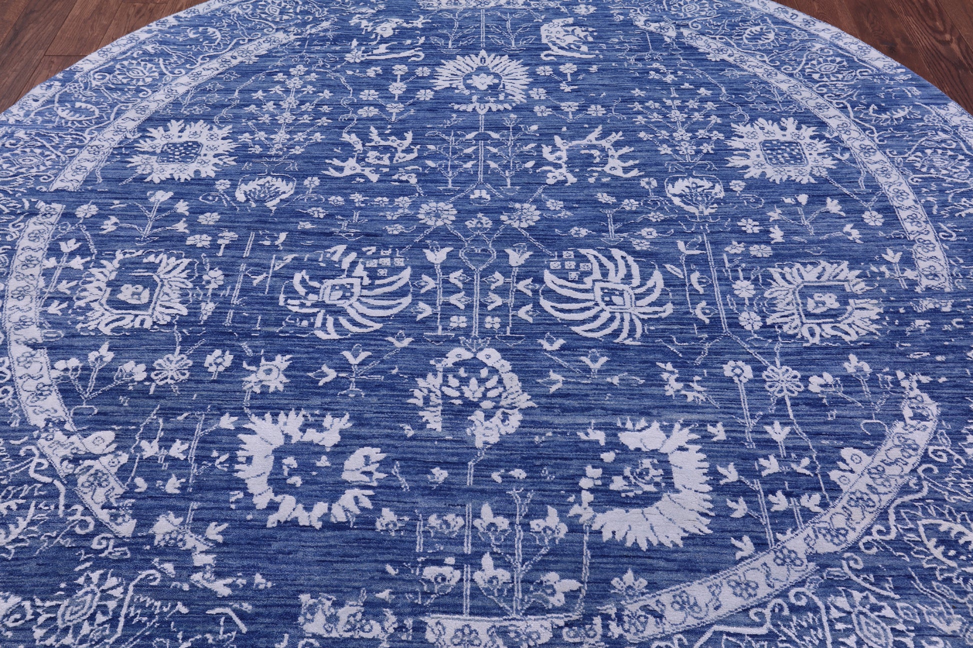 Blue Round Persian Handmade Wool & Silk Rug - 8' 0" X 8' 0" - Golden Nile